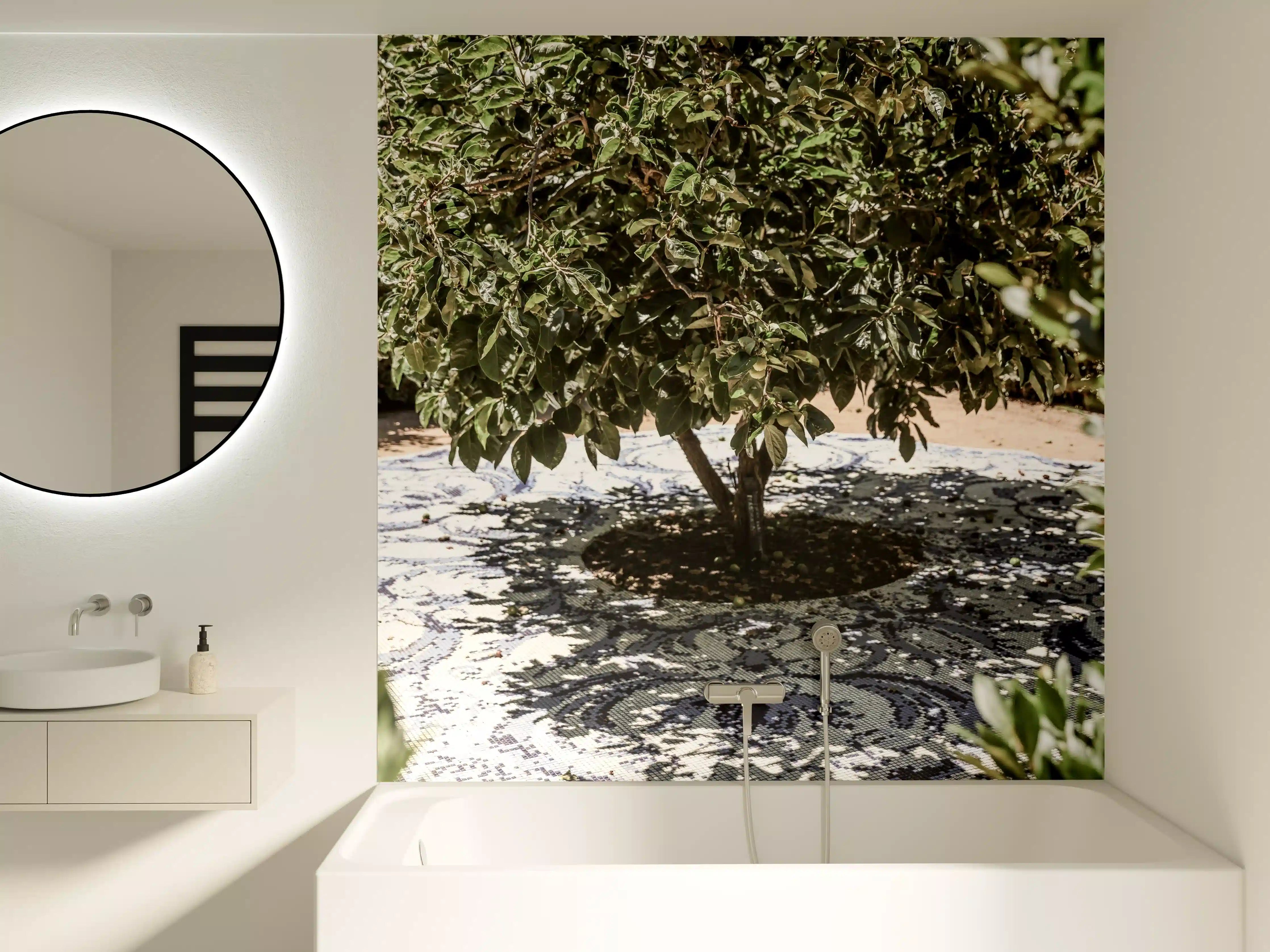 Badewannen-Rückwand - Schattiges Baummosaik Natur