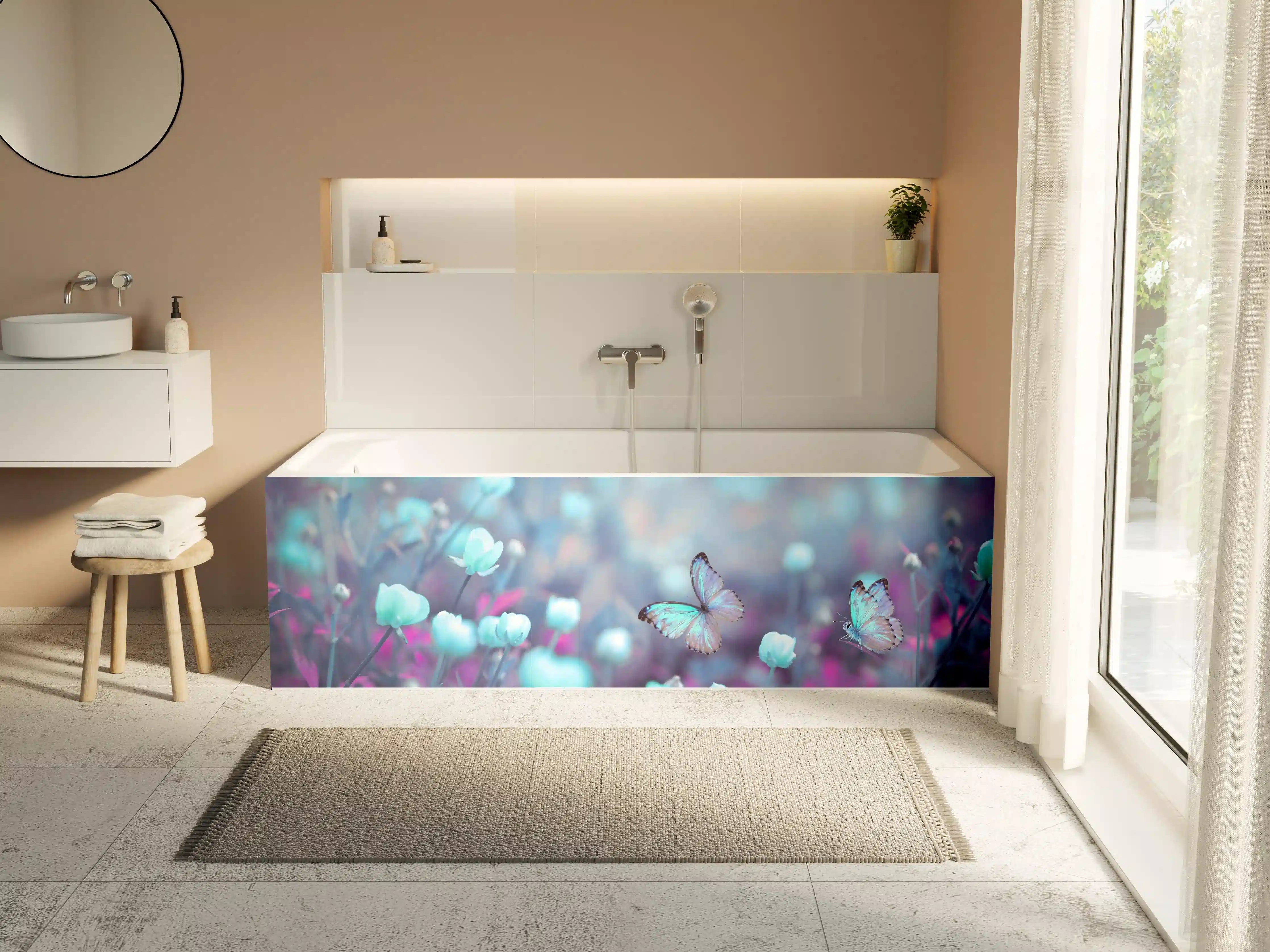 Badewannen-Rückwand - Schmetterlinge über wilden Blumen