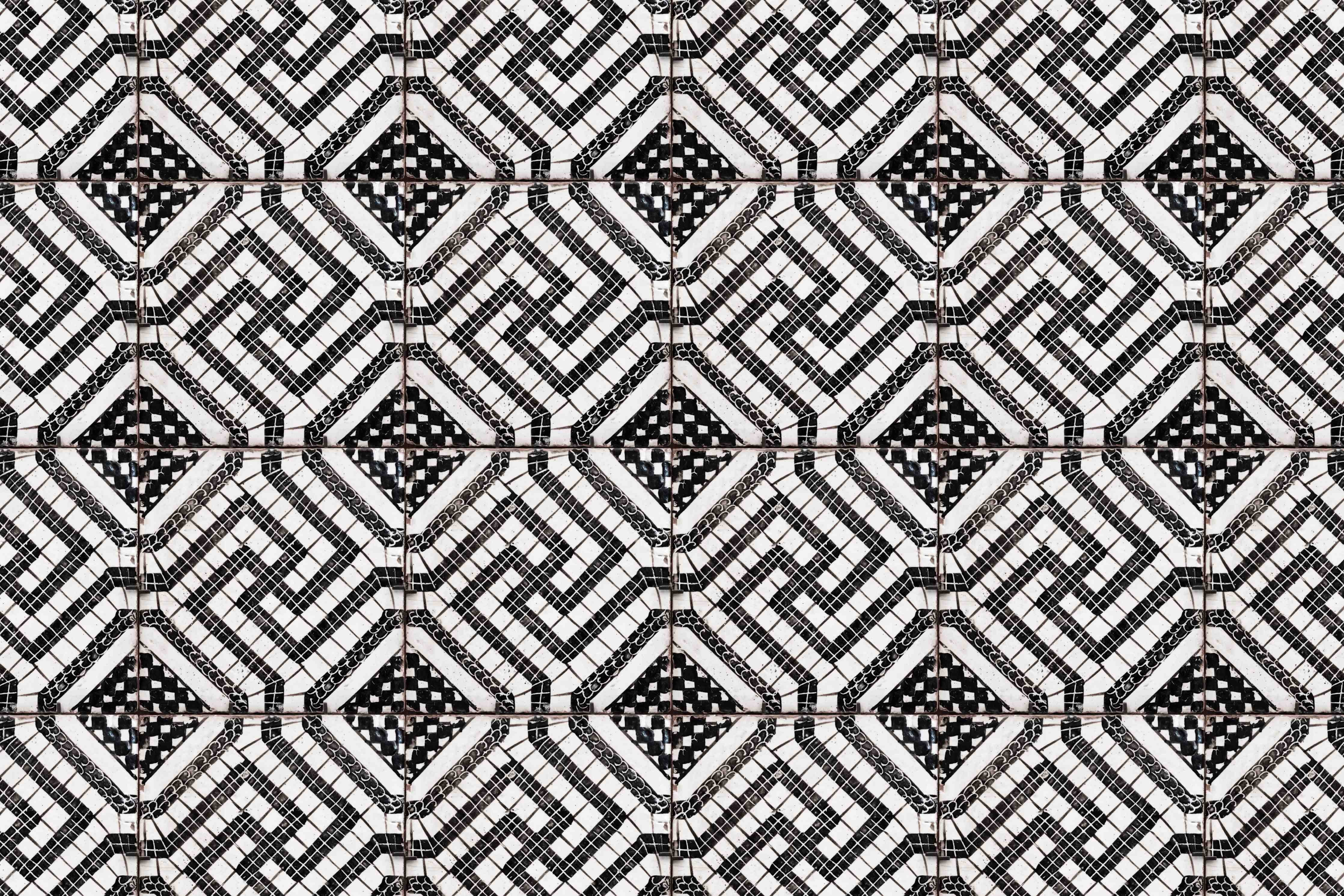 Badewannen-Rückwand-Schwarz-Weiß-Musterfliesen mit geometrischer Kunst