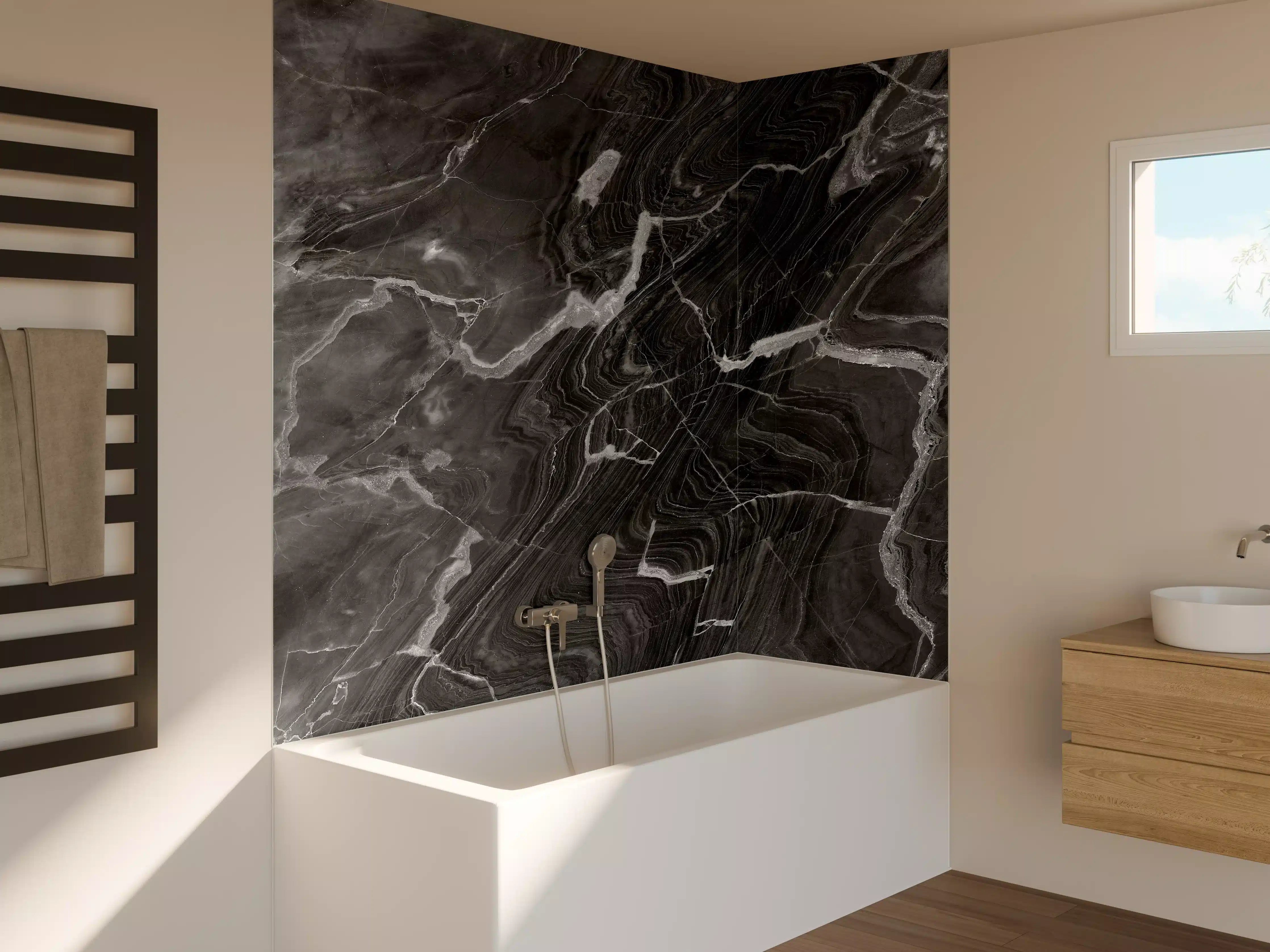 Badewannen-Rückwand - Schwarzer Marmor mit weißen Adern