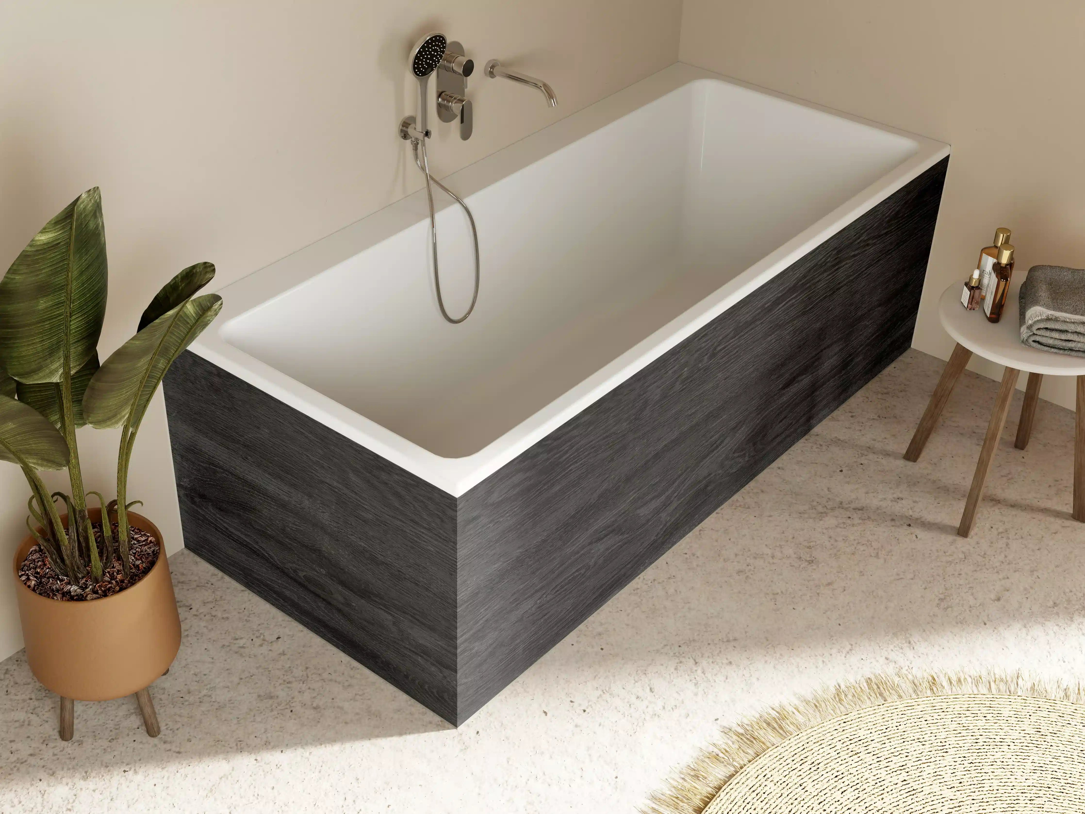 Badewannen-Rückwand - Schwarzes Holz Hintergrund