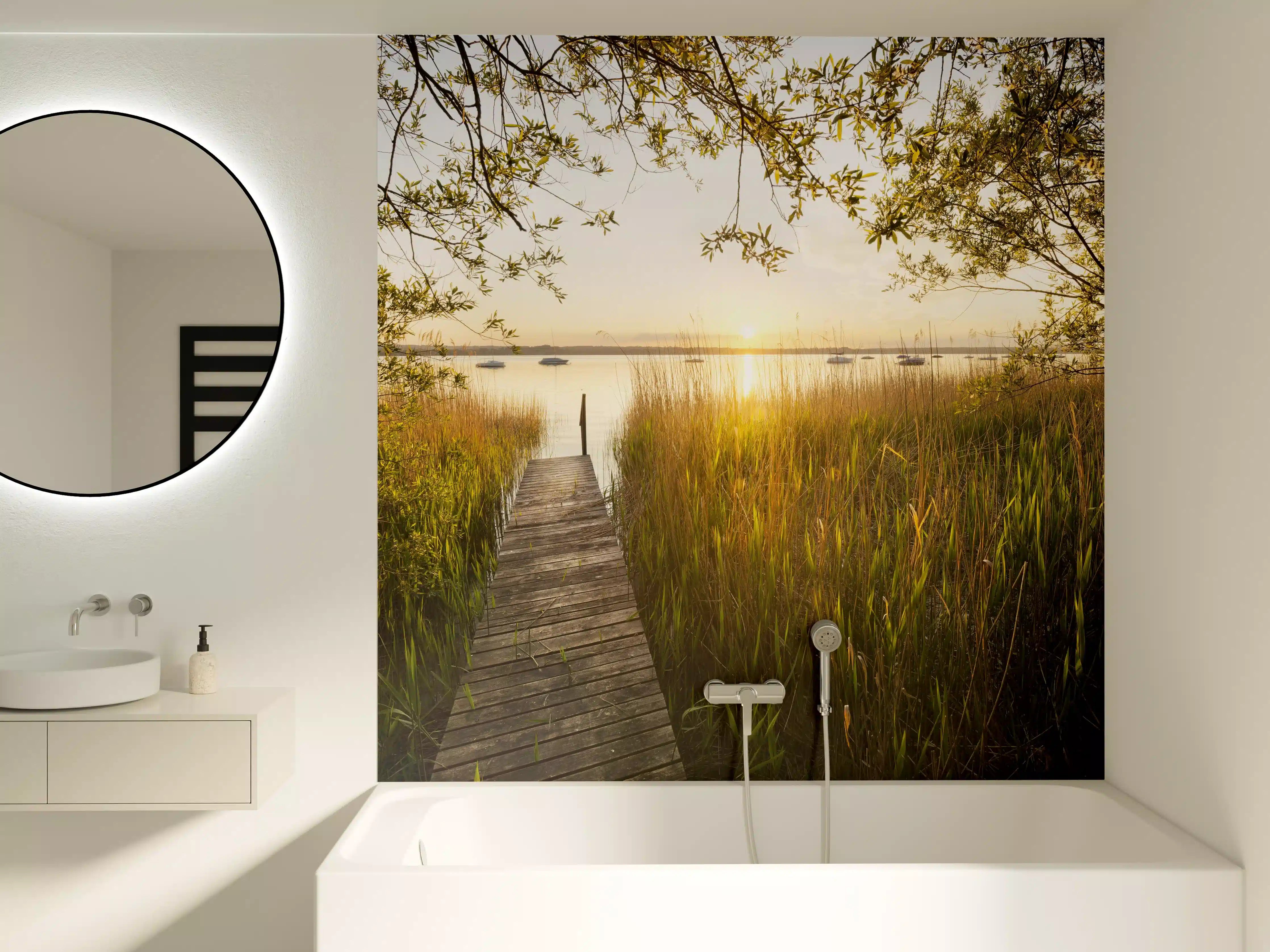 Badewannen-Rückwand - See in Bayern bei Sonnenuntergang