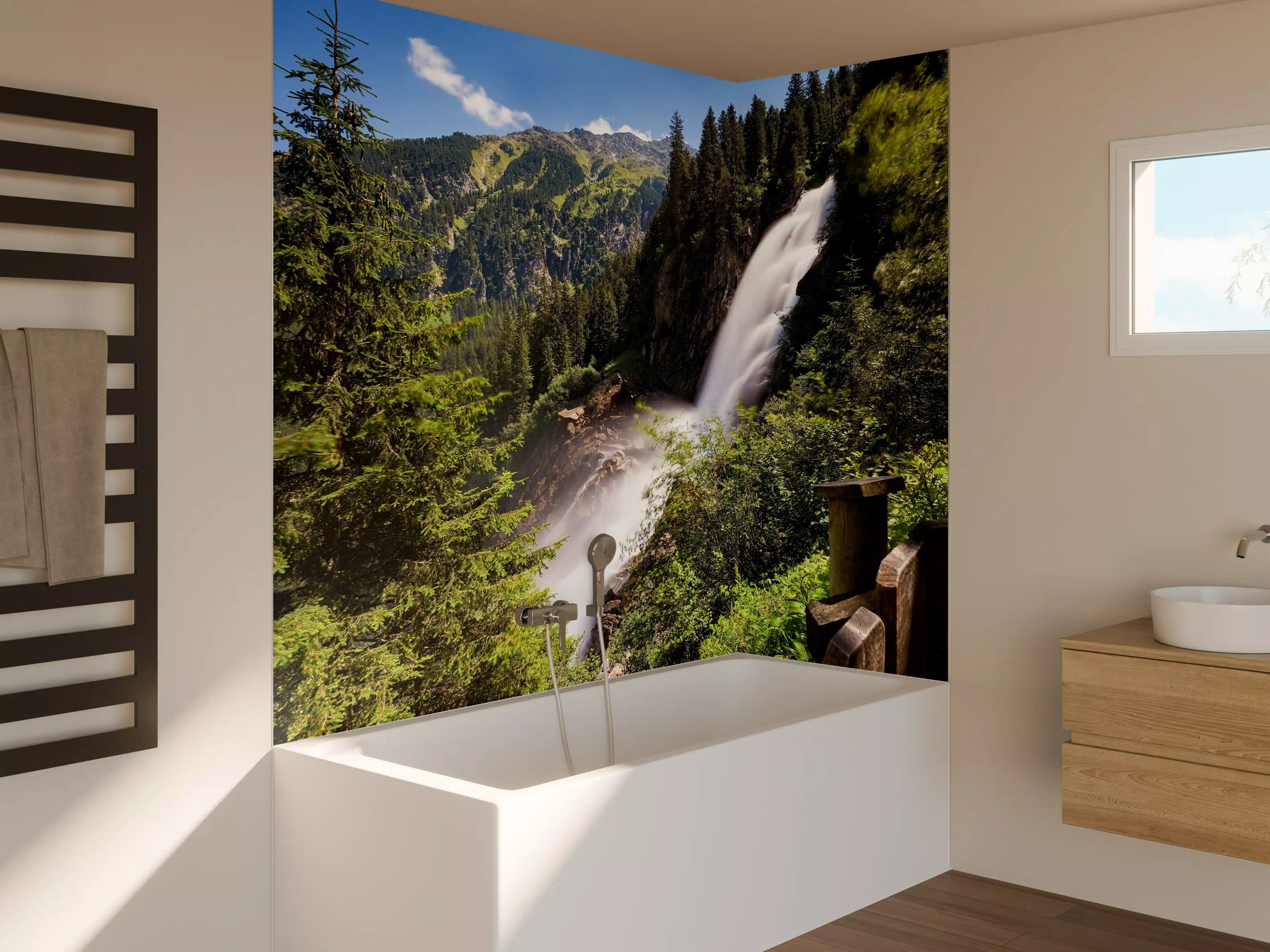 Badewannen-Rückwand - Silberner Wasserfall im grünen Licht