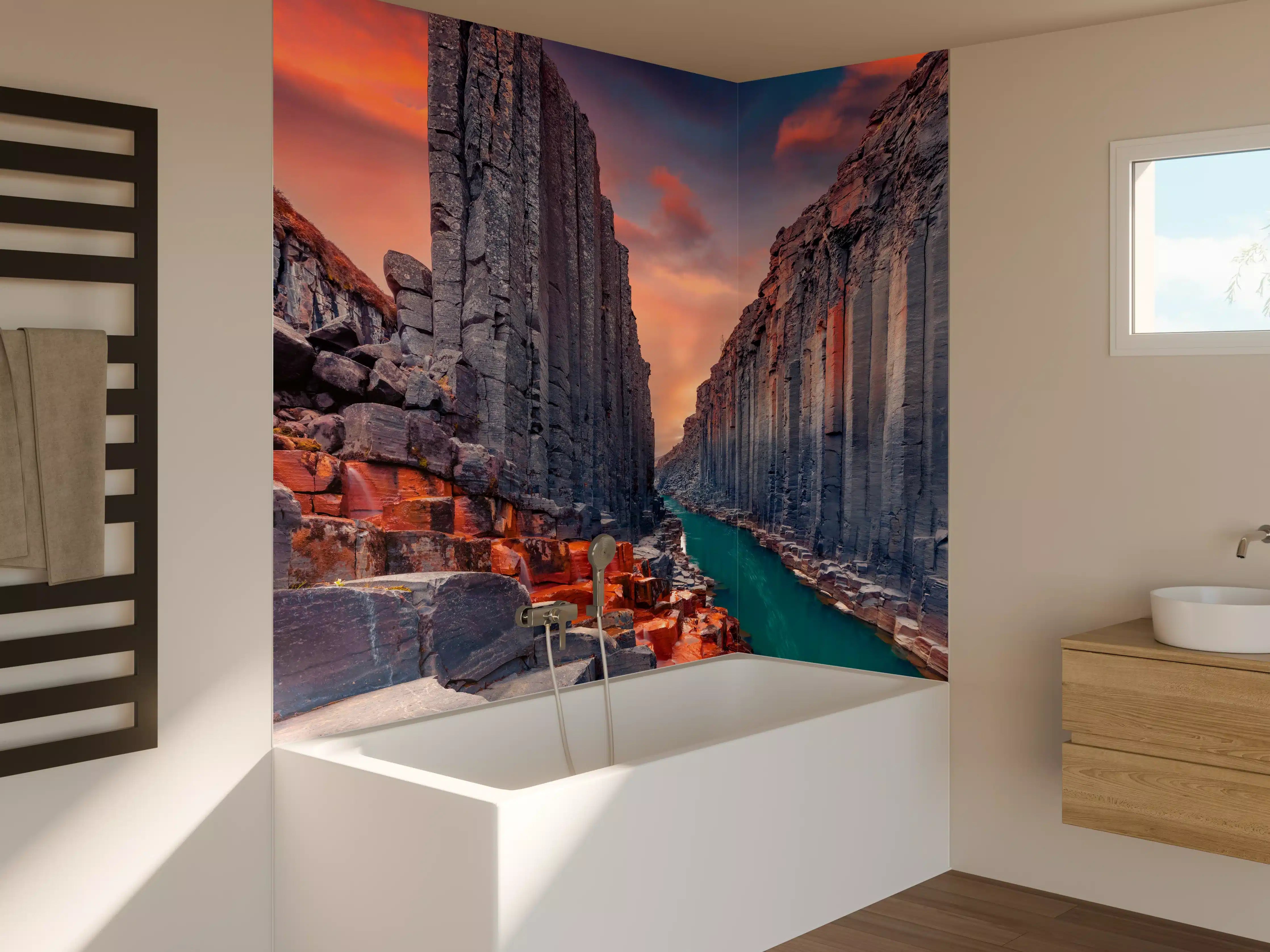 Badewannen-Rückwand - Sommerlicher Sonnenaufgang - Studlagil-Schlucht