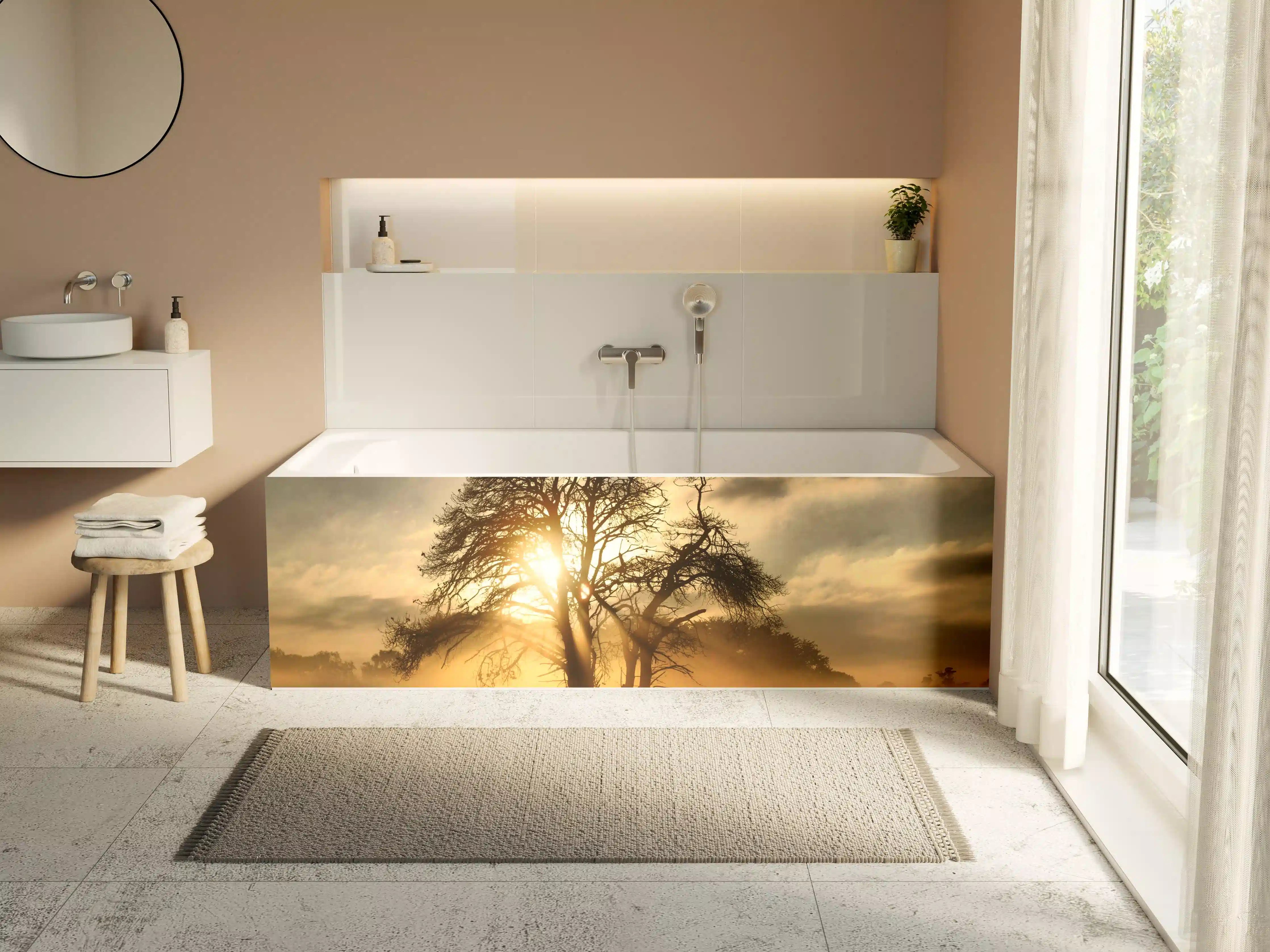 Badewannen-Rückwand - Sonnenaufgang bei Baumlandschaft