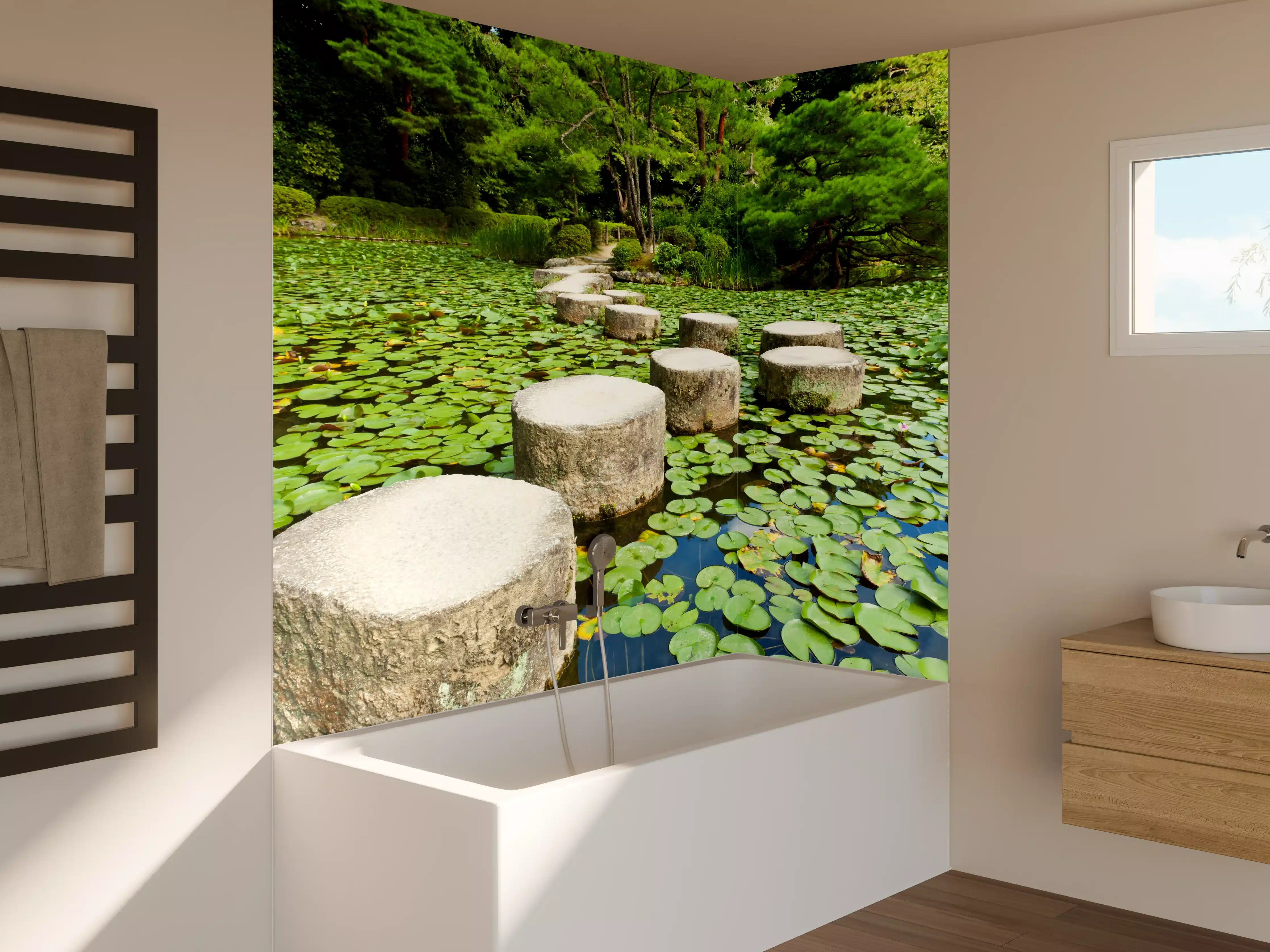Badewannen-Rückwand - Stein-Zen-Pfad umhüllt von Wasserpflanzen
