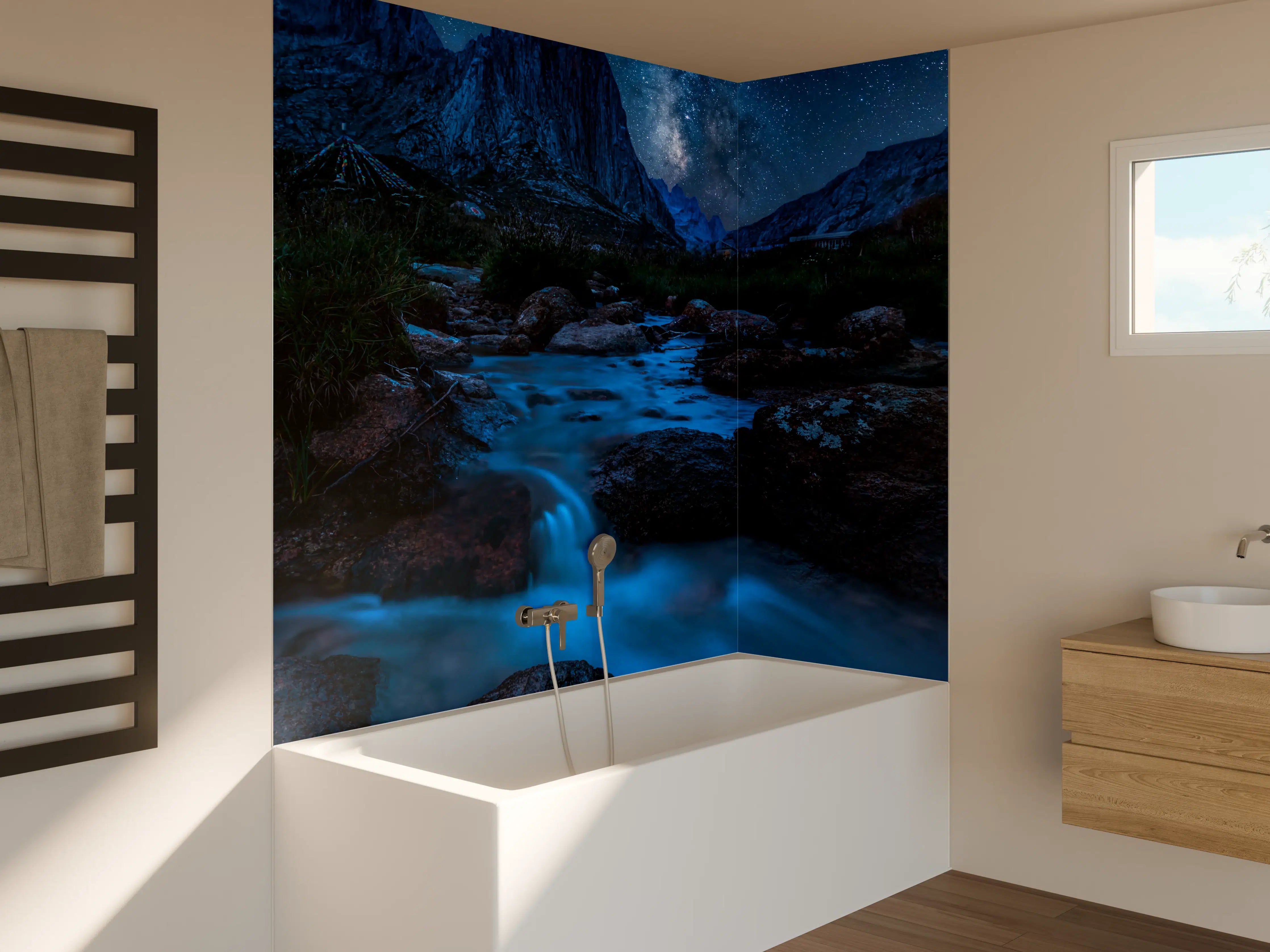Badewannen-Rückwand - Sternenhimmel über Berglandschaft mit Fluss