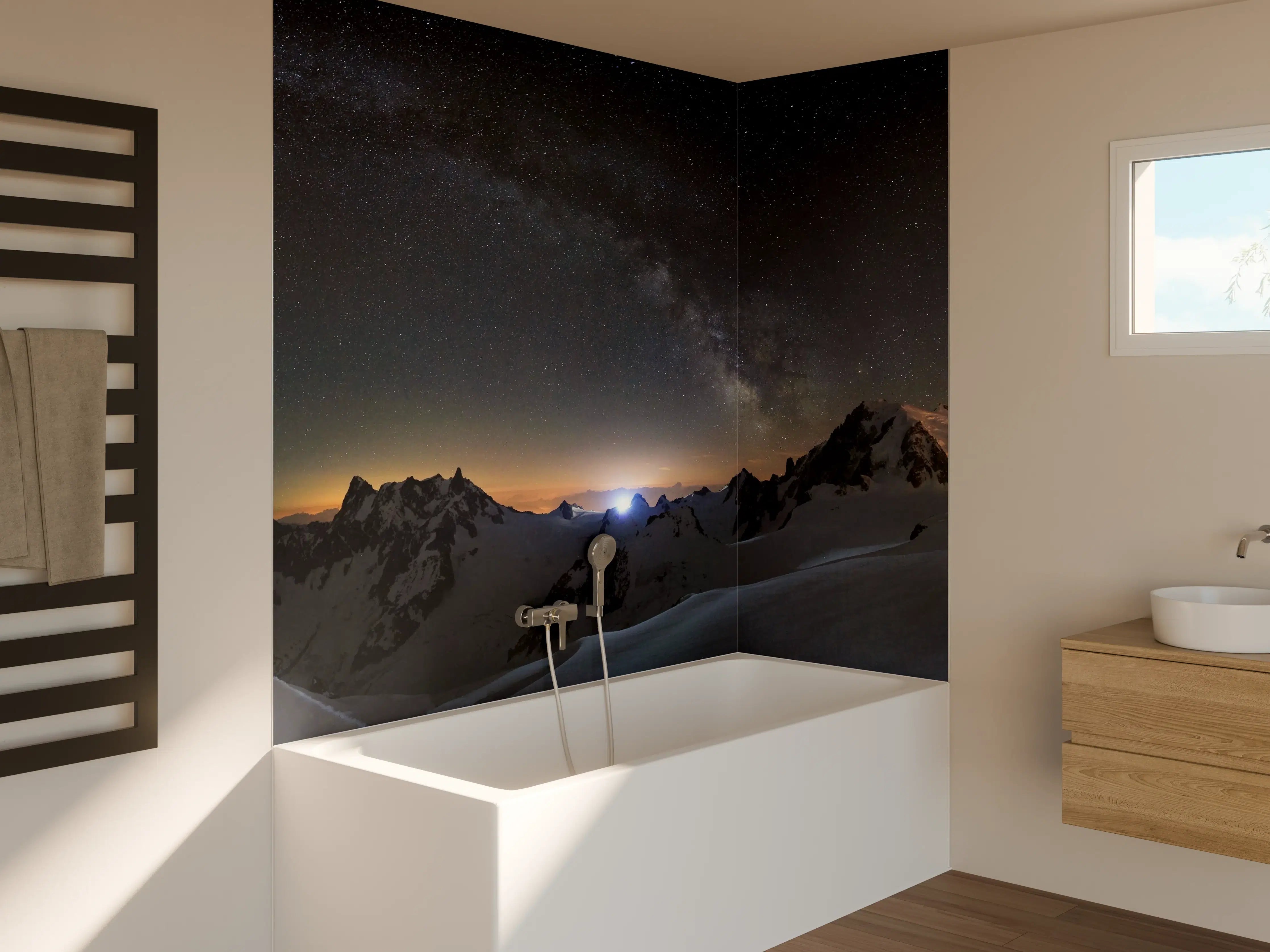 Badewannen-Rückwand - Sternenüberspannte Berggipfel bei Nacht