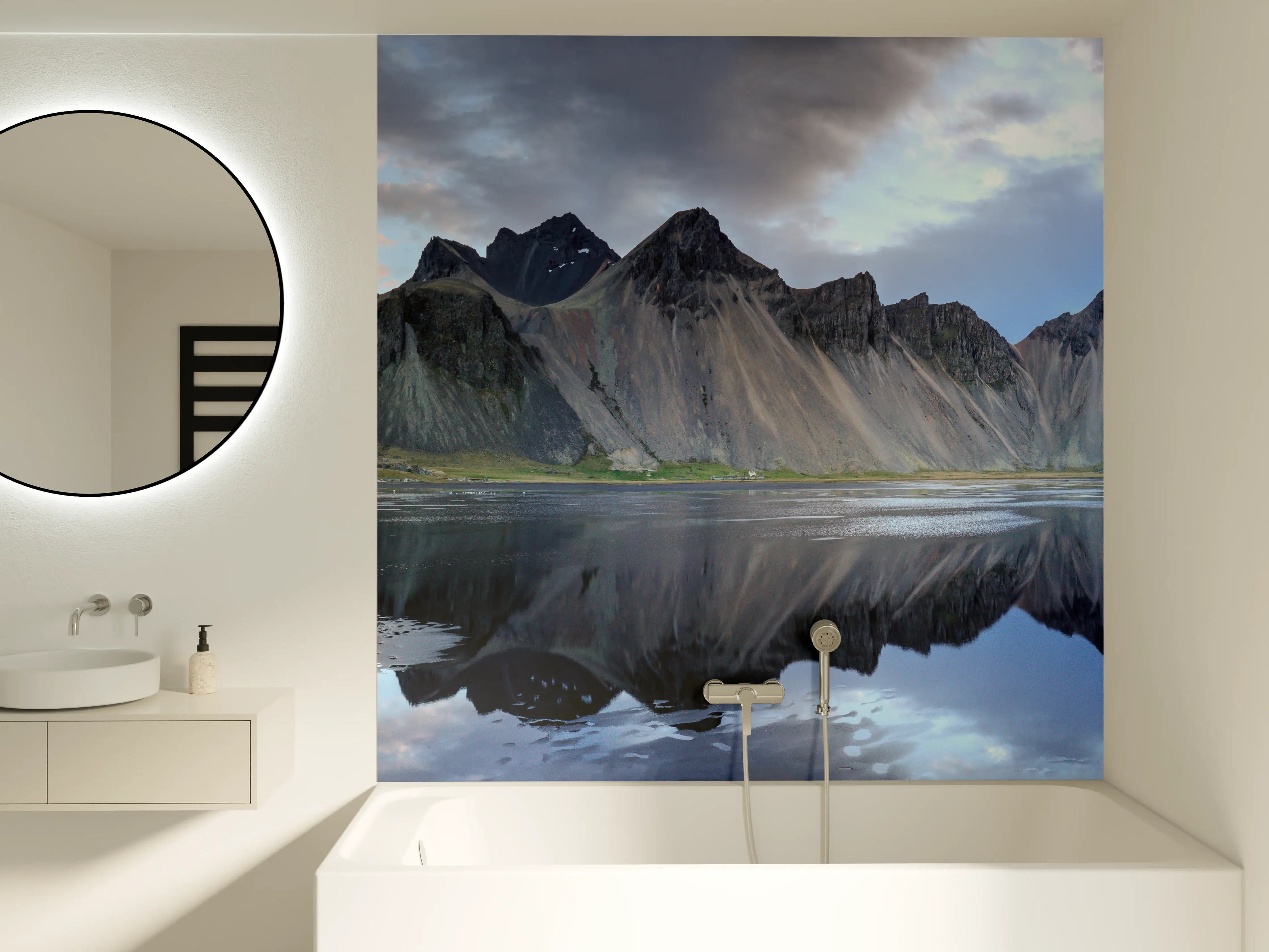 Badewannen-Rückwand - Stokksnes an der isländischen Küste
