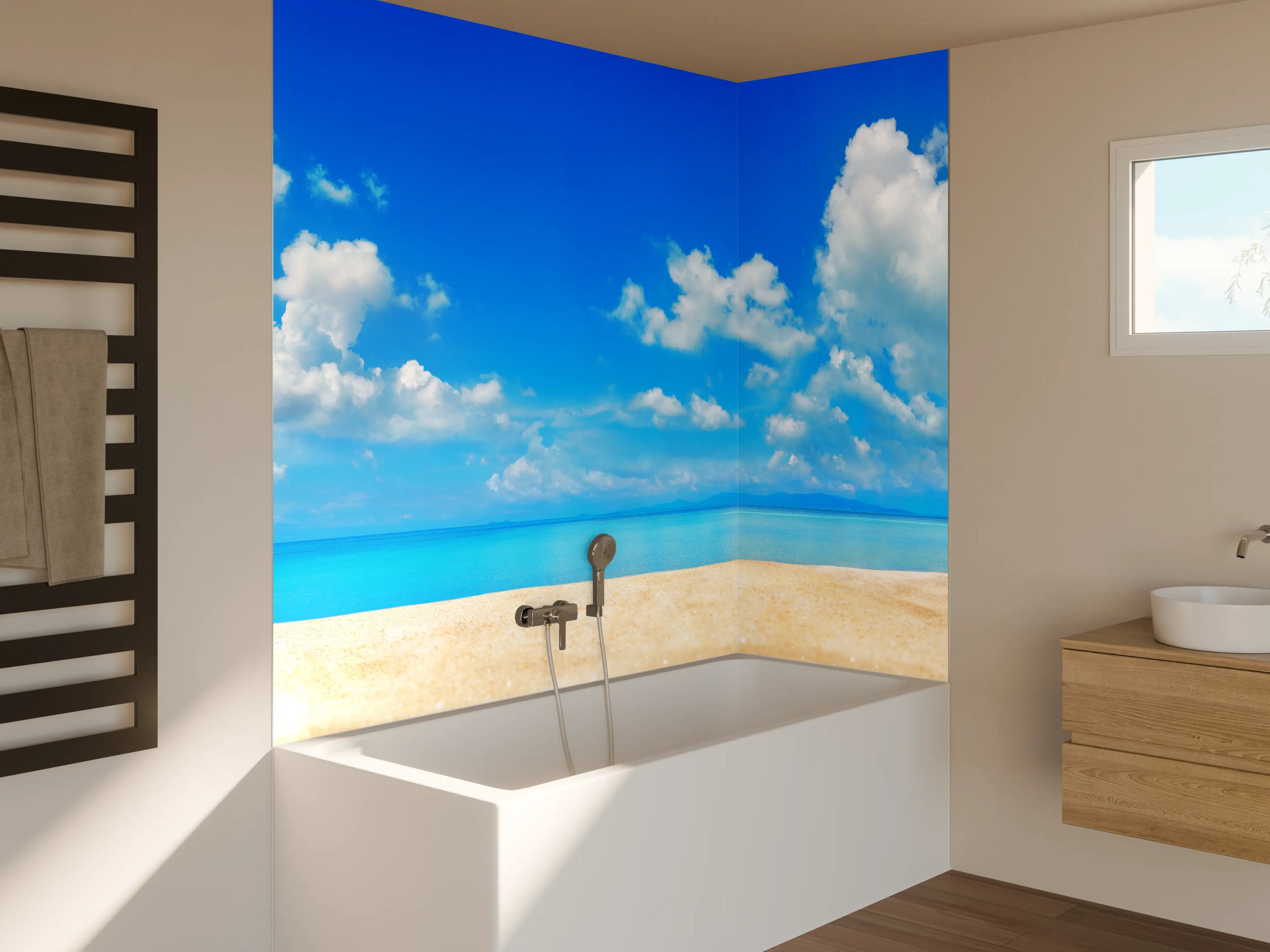 Badewannen-Rückwand - Strandlandschaft unter blauem Himmel