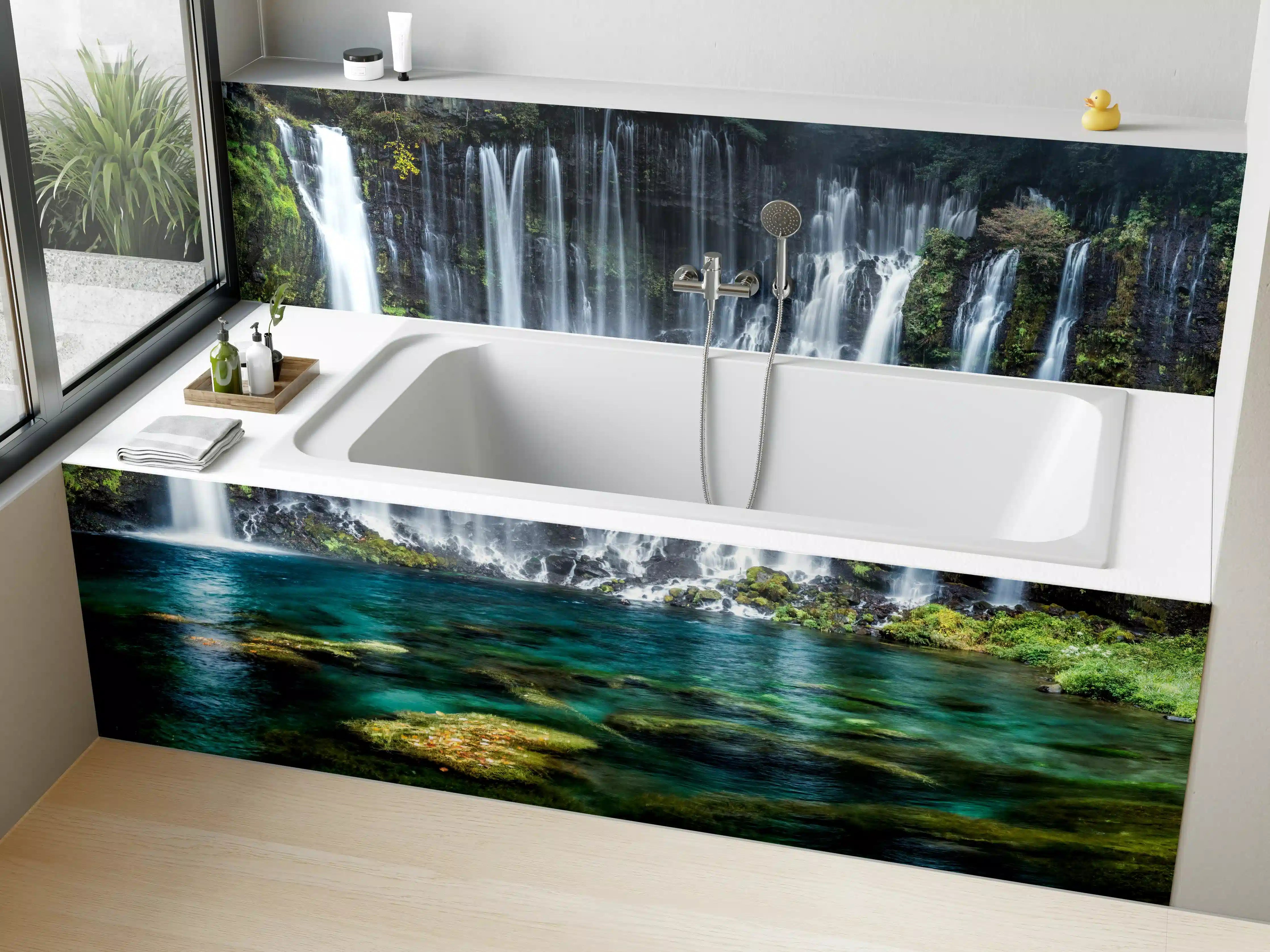 Badewannen-Rückwand - Türkisblaue Wasserfälle in Japan