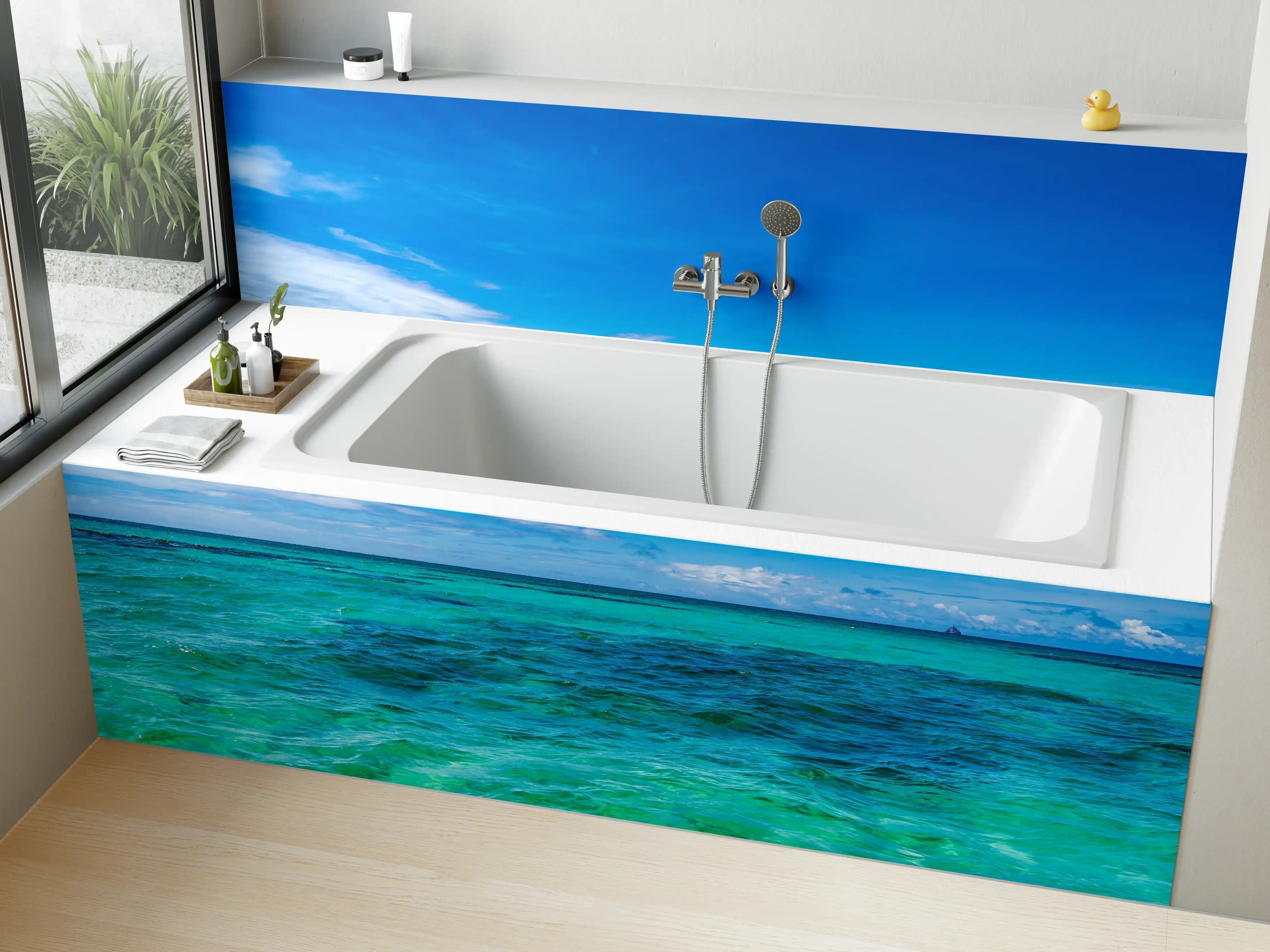 Badewannen-Rückwand - Türkisblaues Wasser unter klarem Himmel