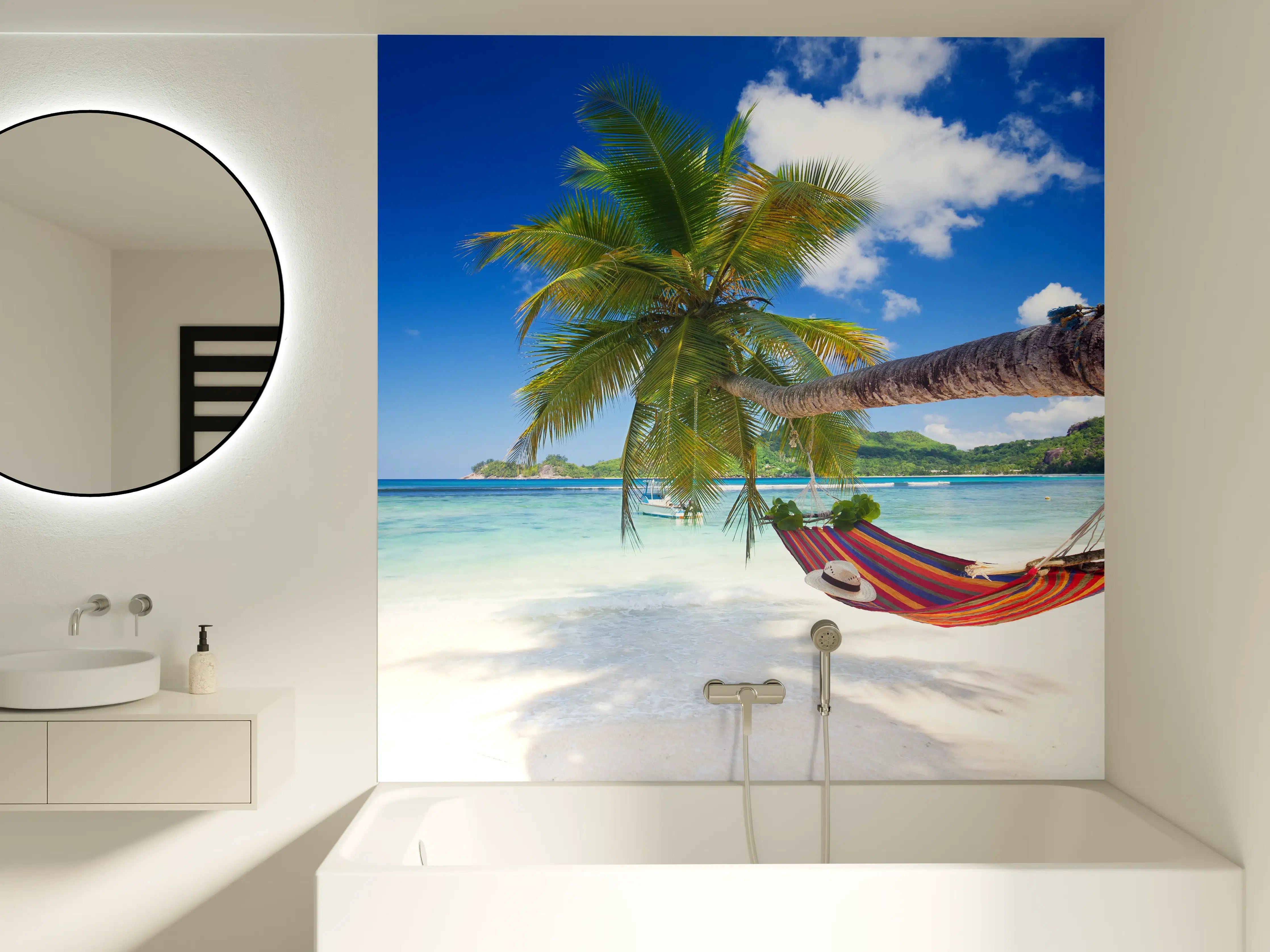 Badewannen-Rückwand - Urlaub am Strand in Seychellen