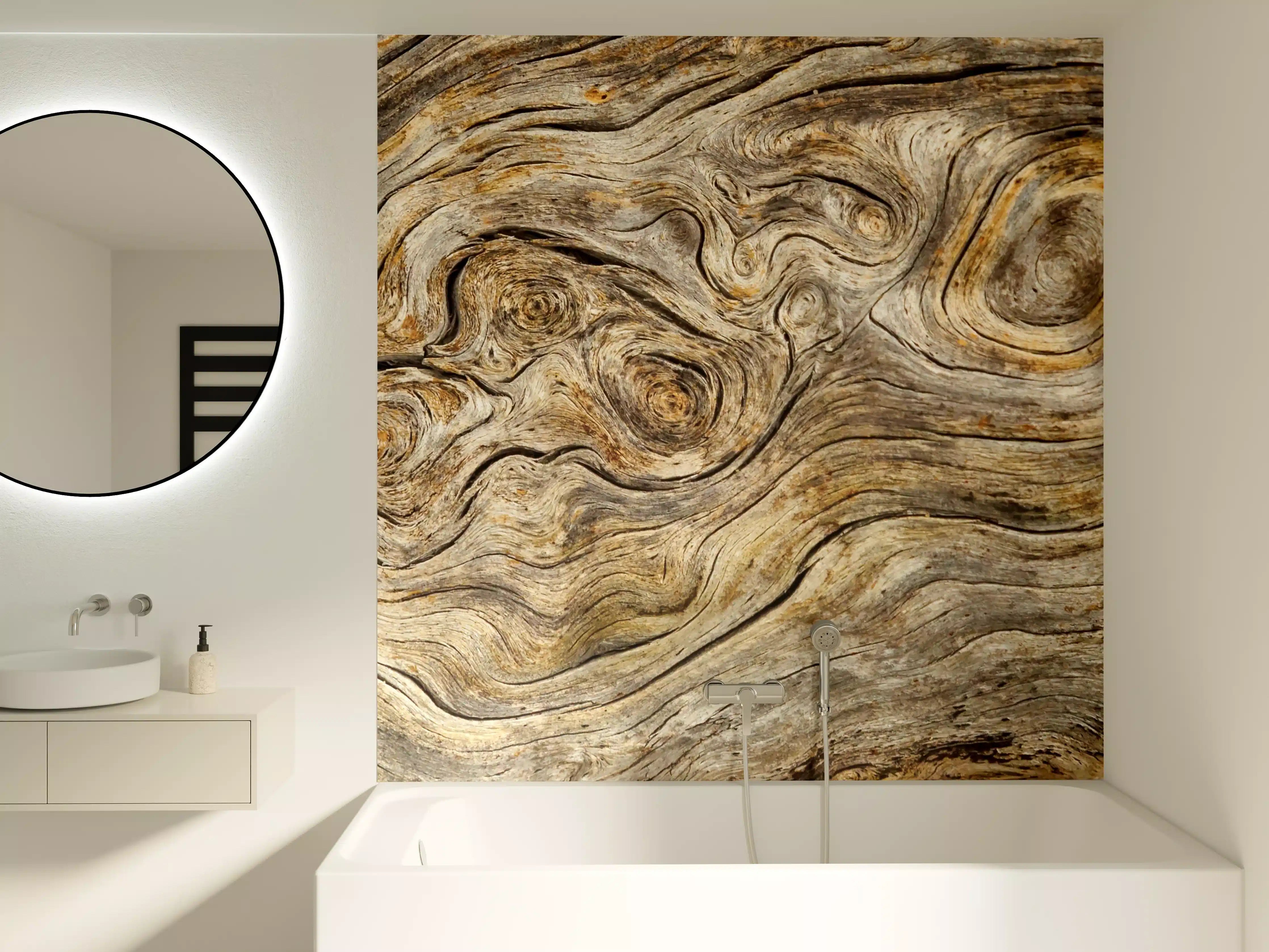 Badewannen-Rückwand - Warmes Holz mit Grautonakzenten