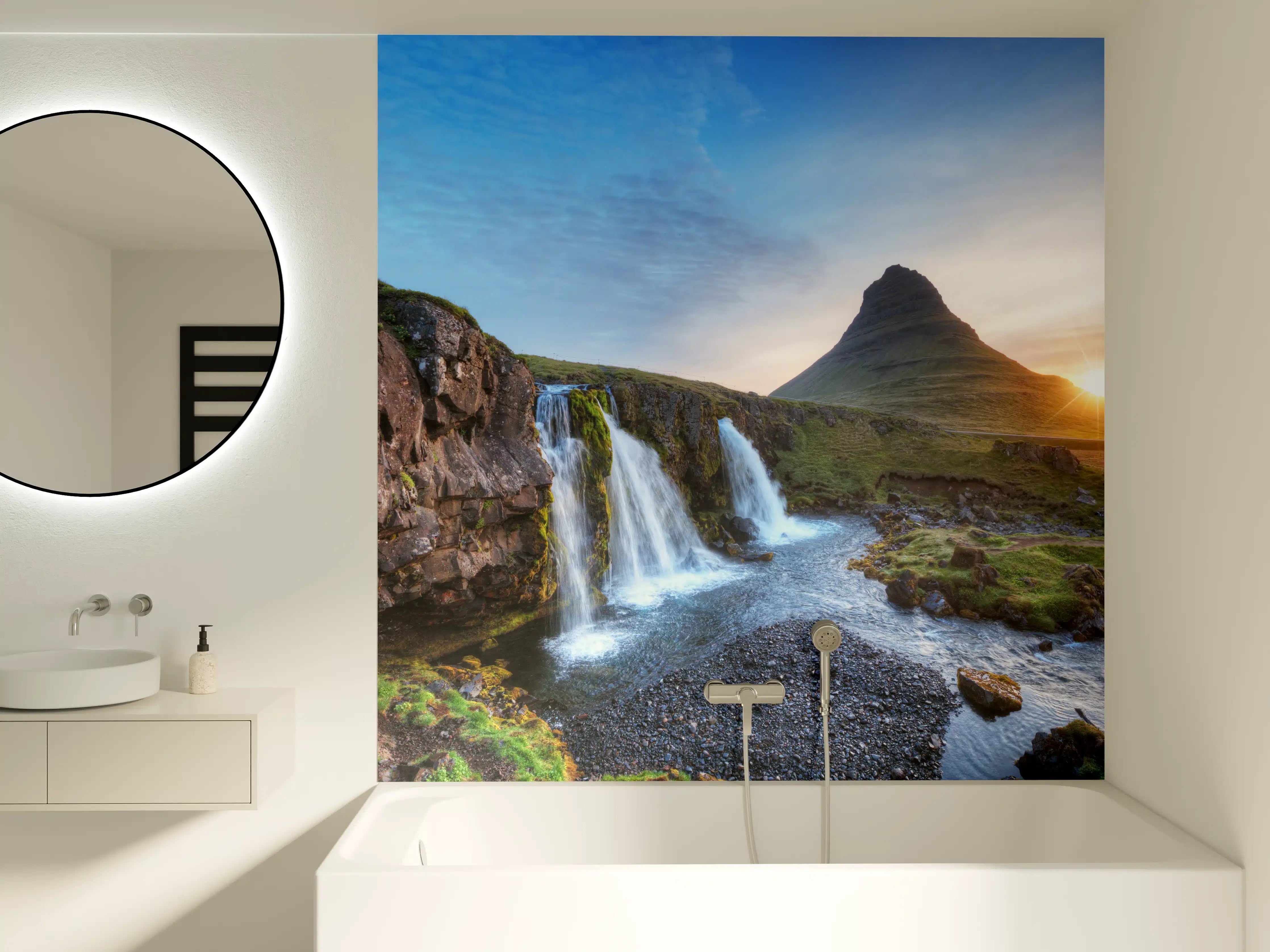 Badewannen-Rückwand - Wasserfall bei Sonnenuntergang