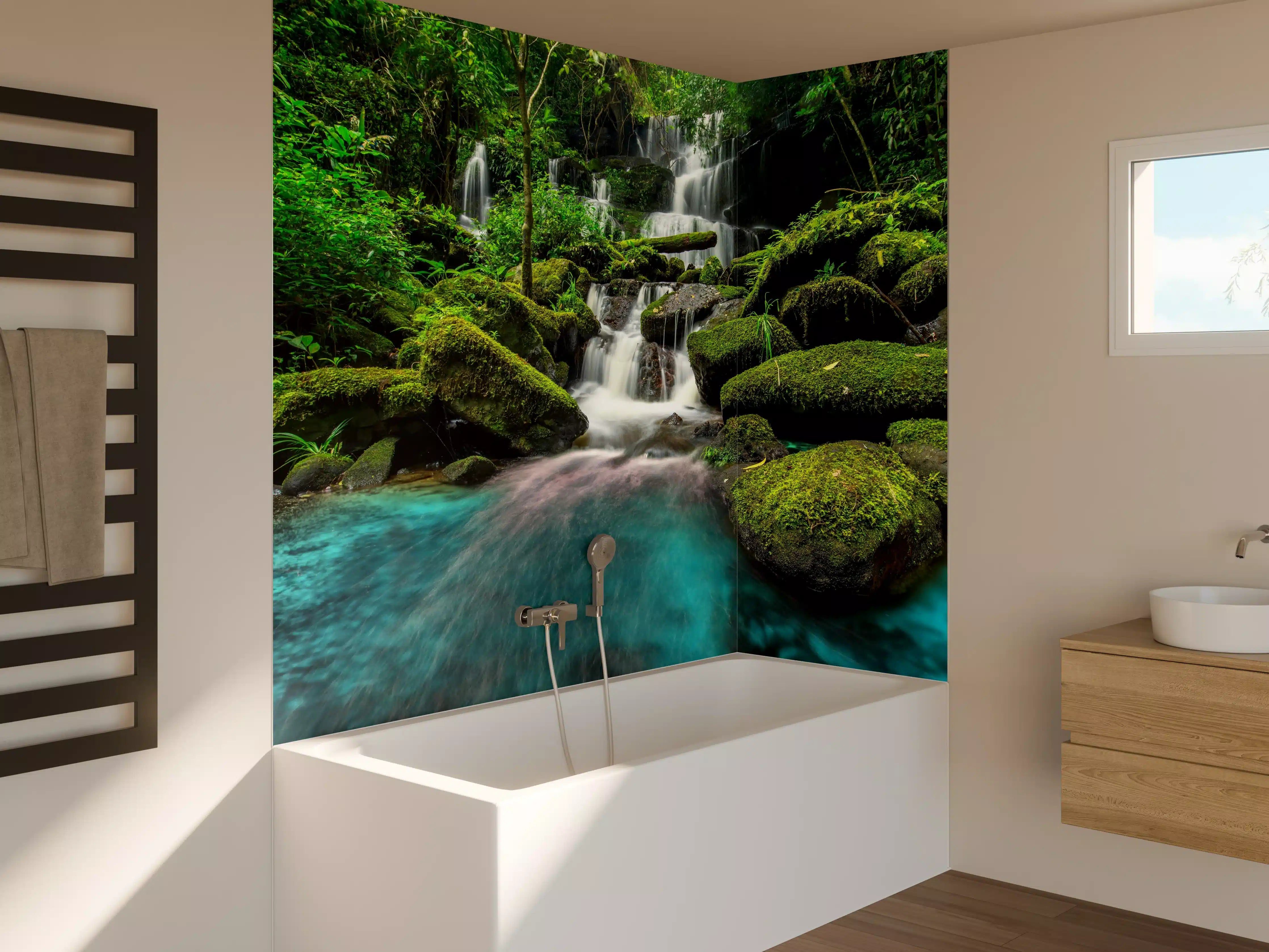 Badewannen-Rückwand - Wasserfall im grünen Dschungel von Thailand