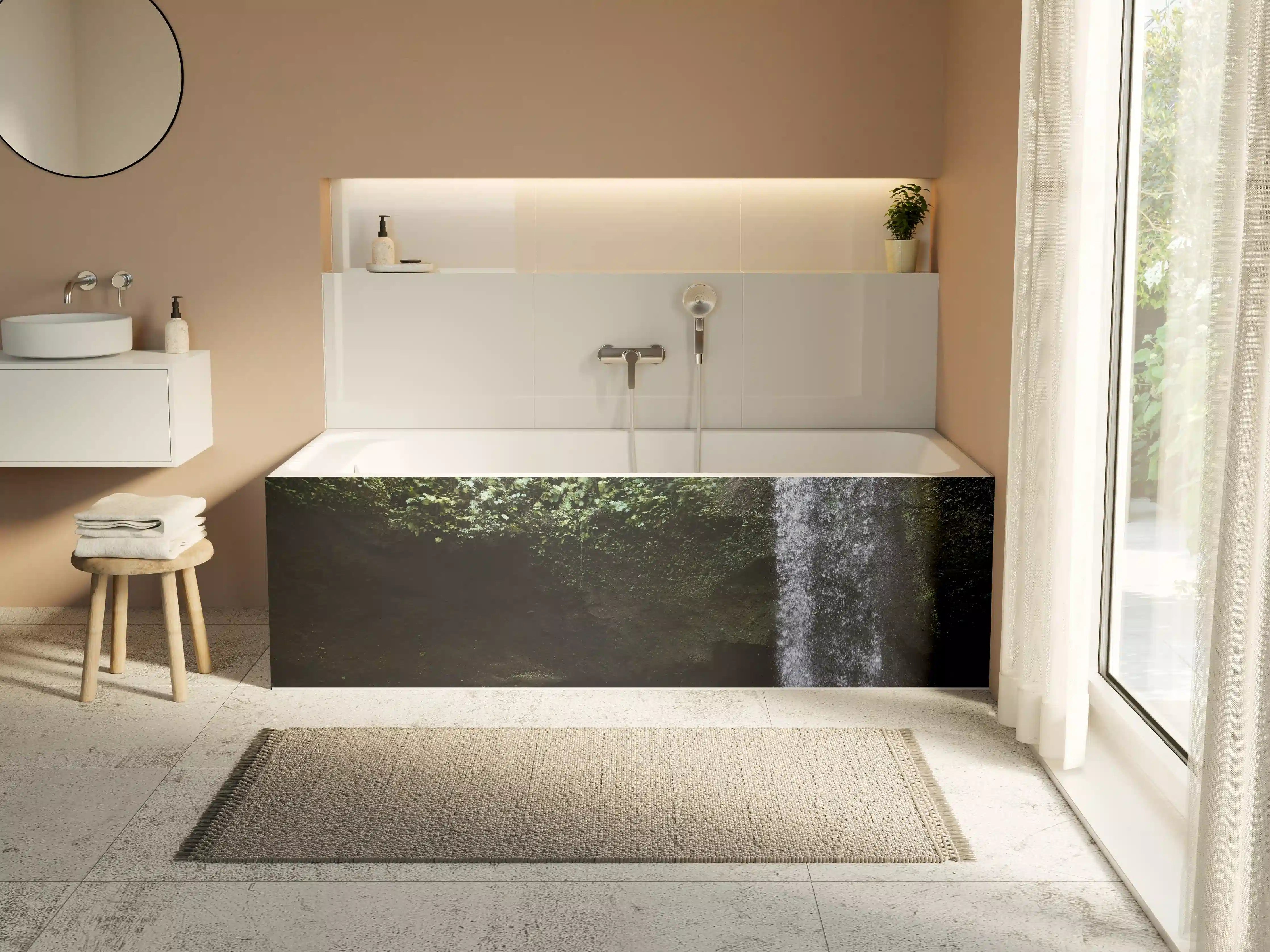 Badewannen-Rückwand - Wasserfall in Bali im Herbst