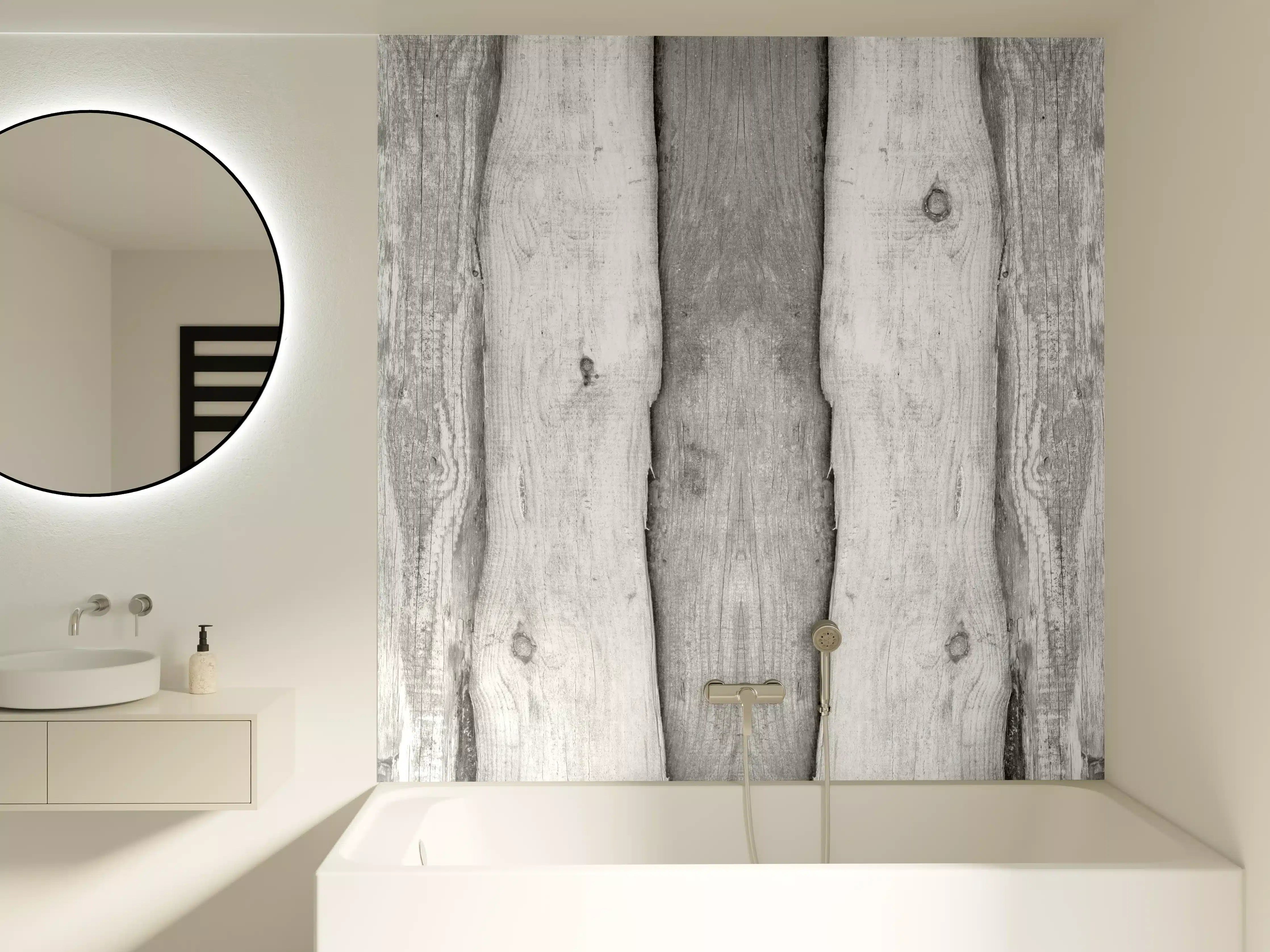 Badewannen-Rückwand - Weiß grau gestrichene Holzstruktur
