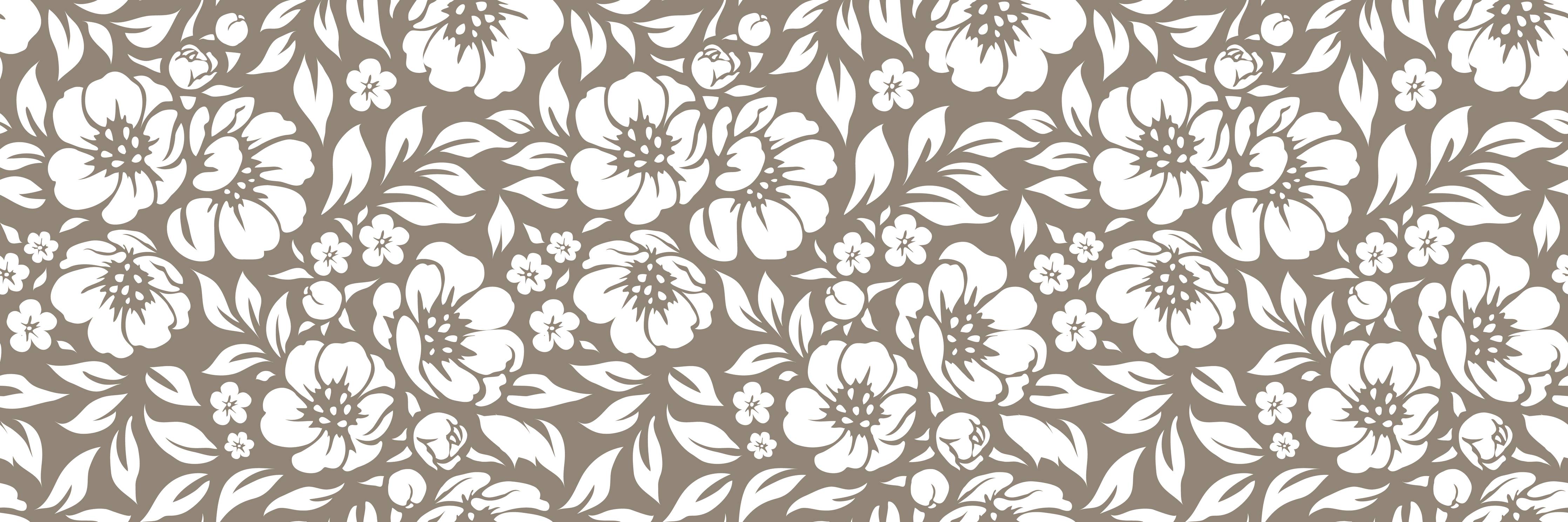 Badewannen-Rückwand-Weiße Blumenmuster mit Braunakzenten