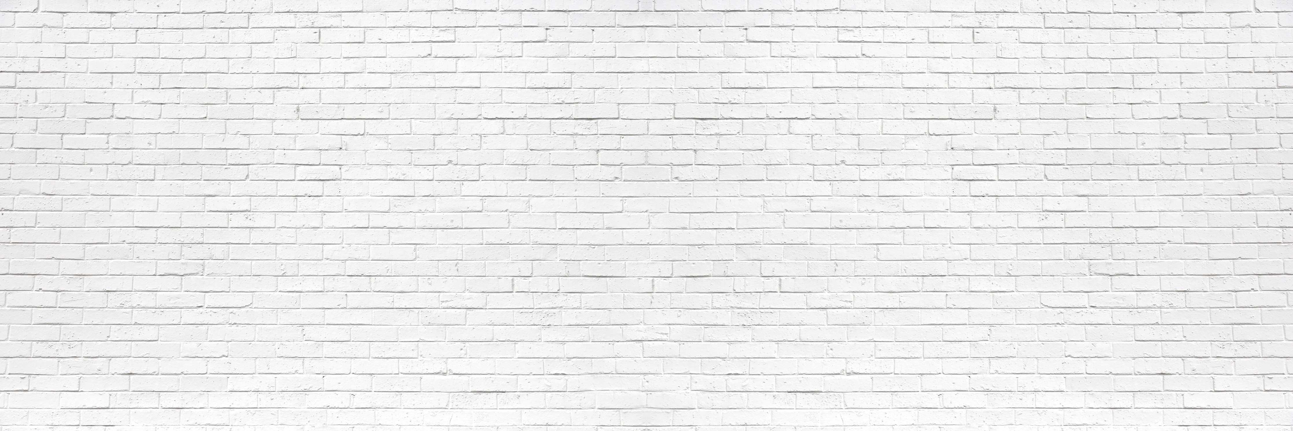 Badewannen-Rückwand-Weiße veraltete Backsteinmauer