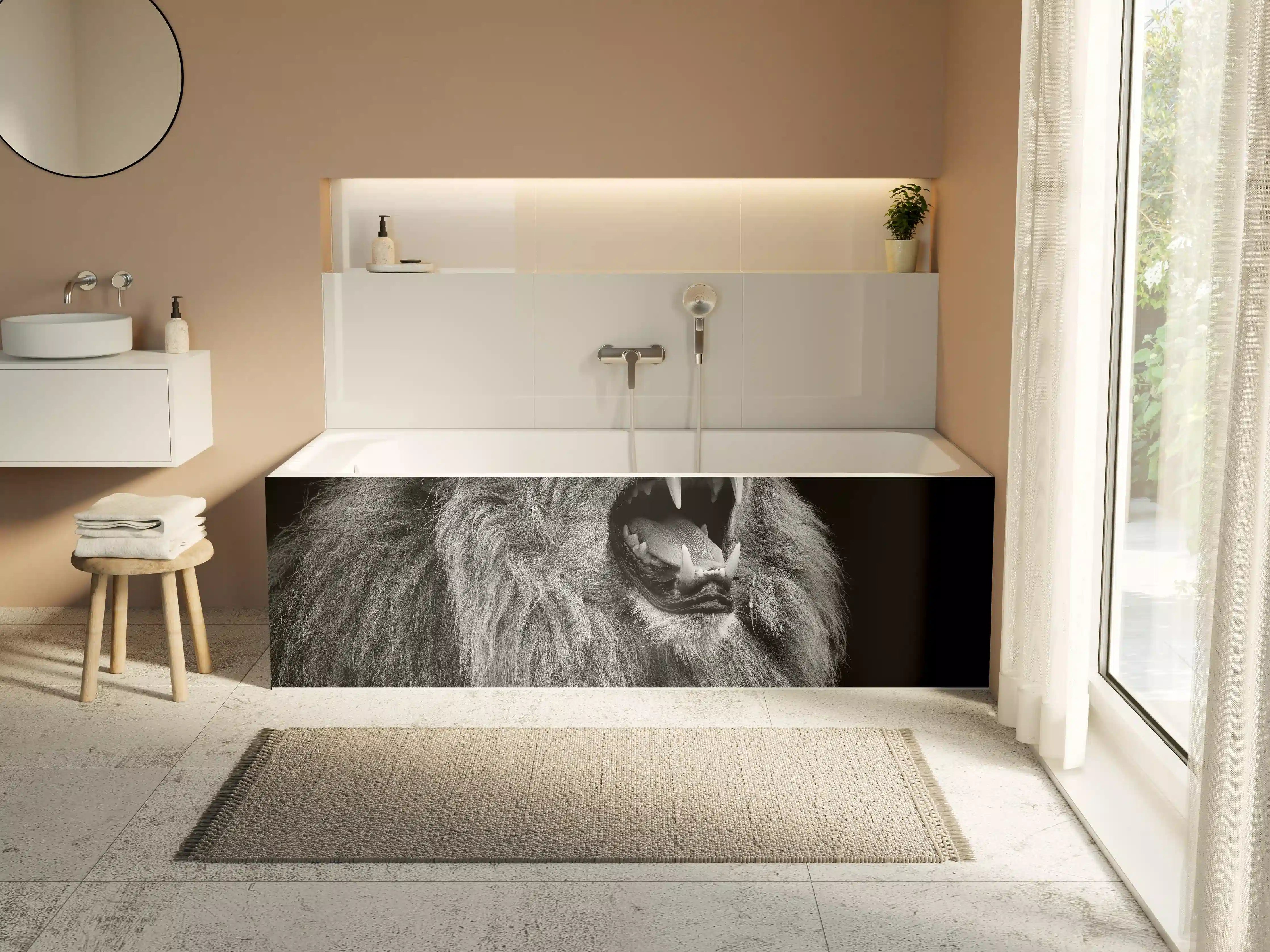 Badewannen-Rückwand - Wildtiere auf schwarzem Hintergrund