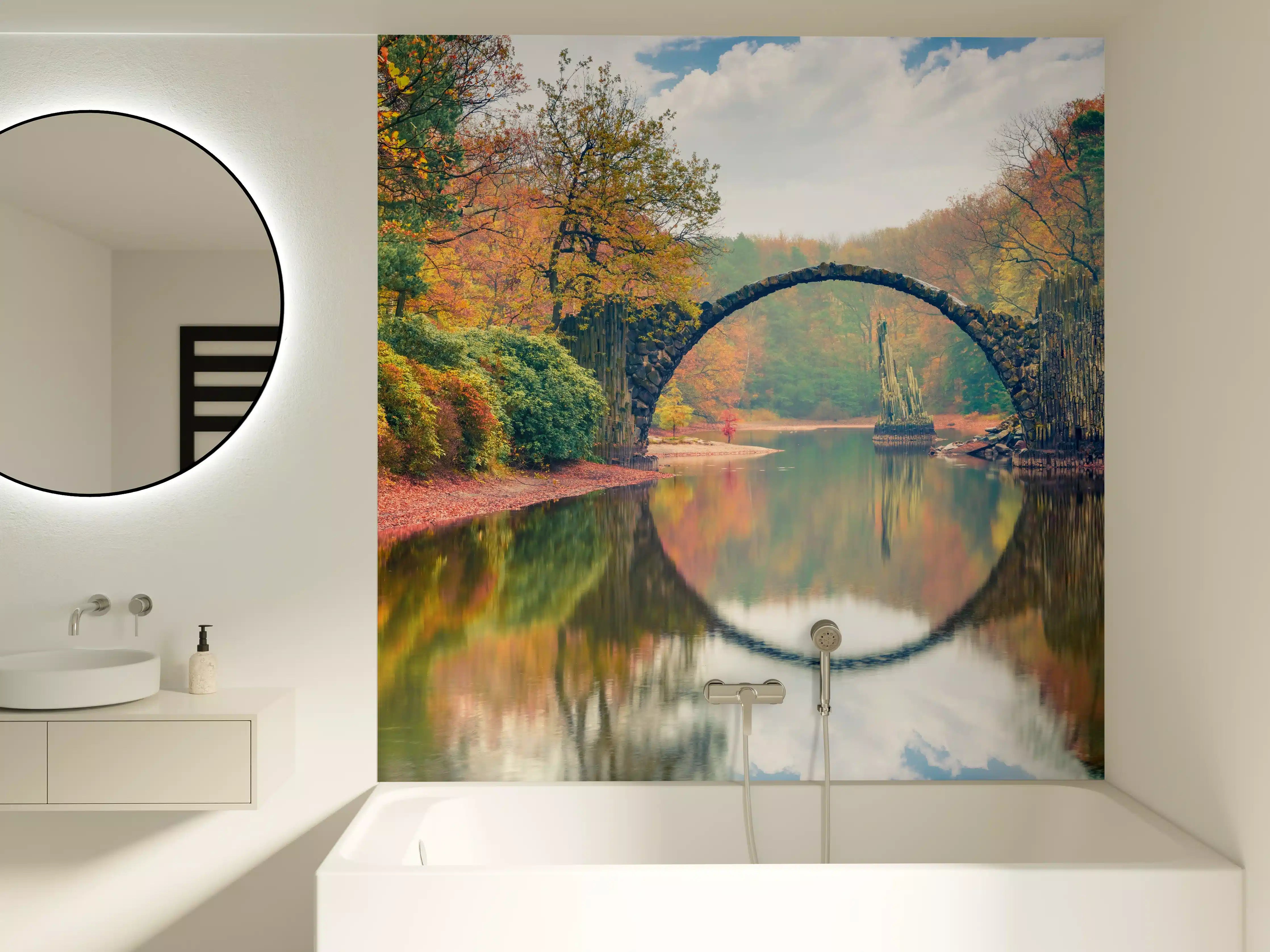 Badewannen-Rückwand - Wunderschöner Blick auf Azaleen