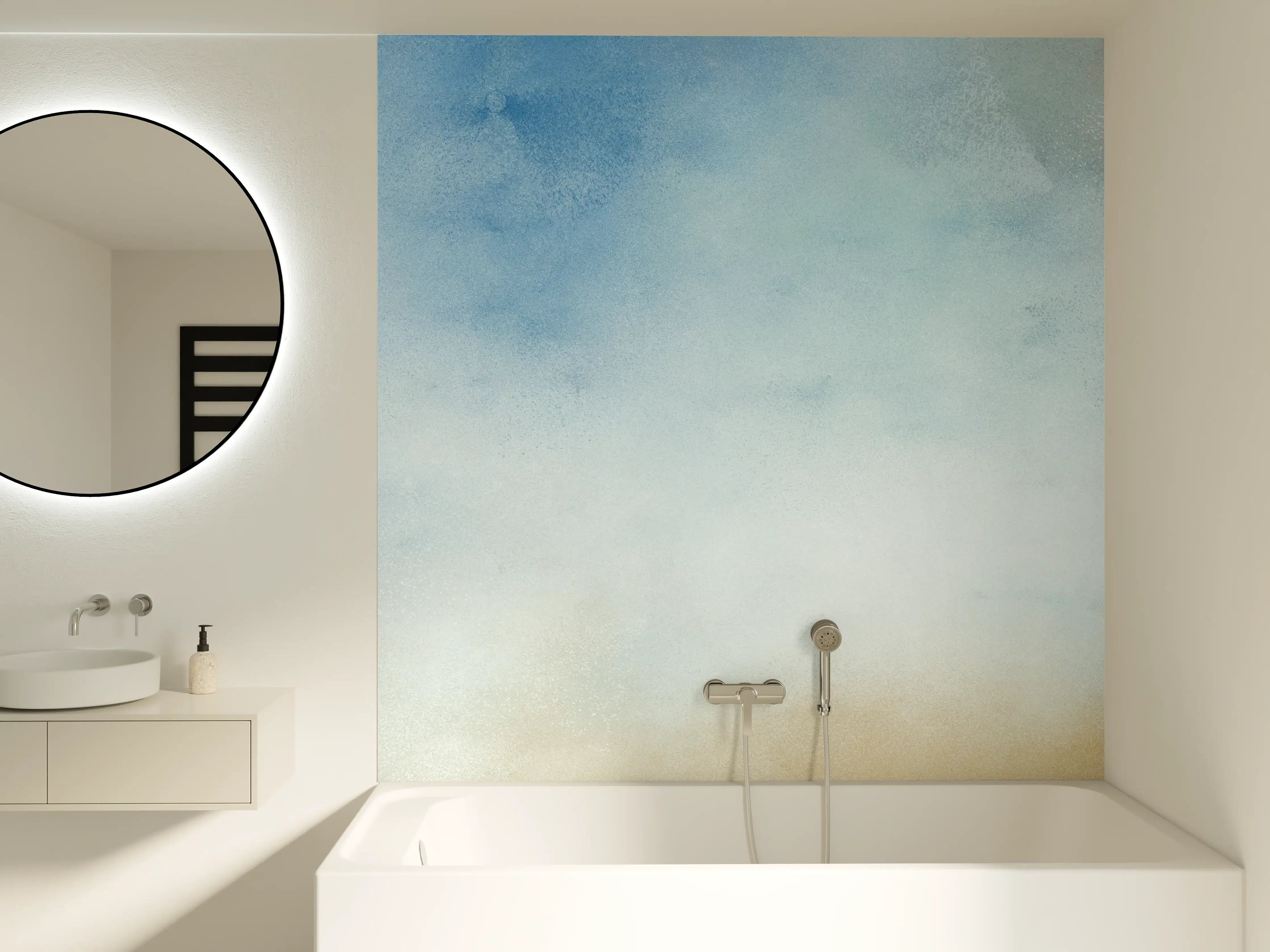 Badewannen-Rückwand - Zarte Graublau-Töne im Himmel