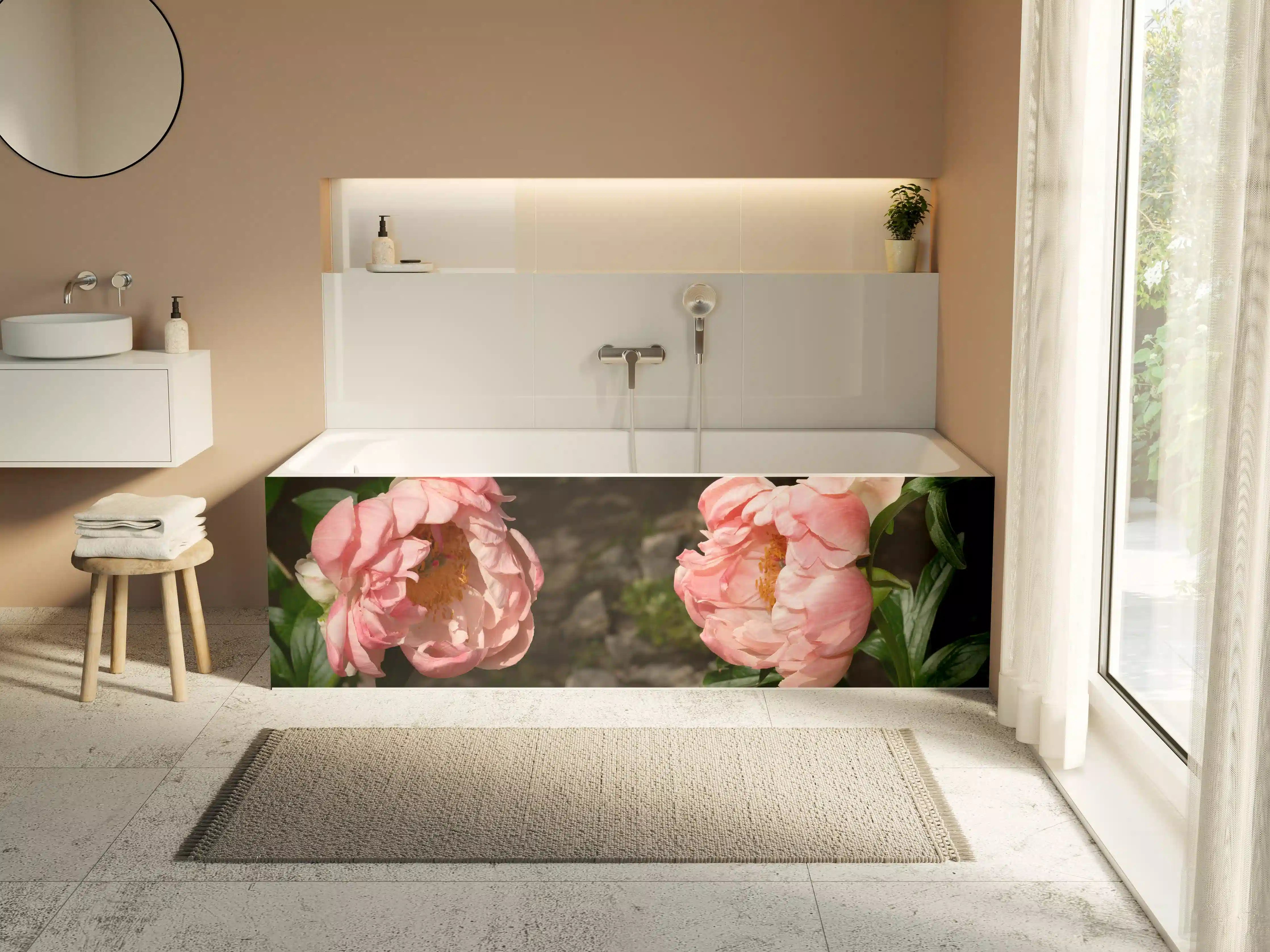 Badewannen-Rückwand - Zwei rosa Pfingstrosen in einem alten Garten.