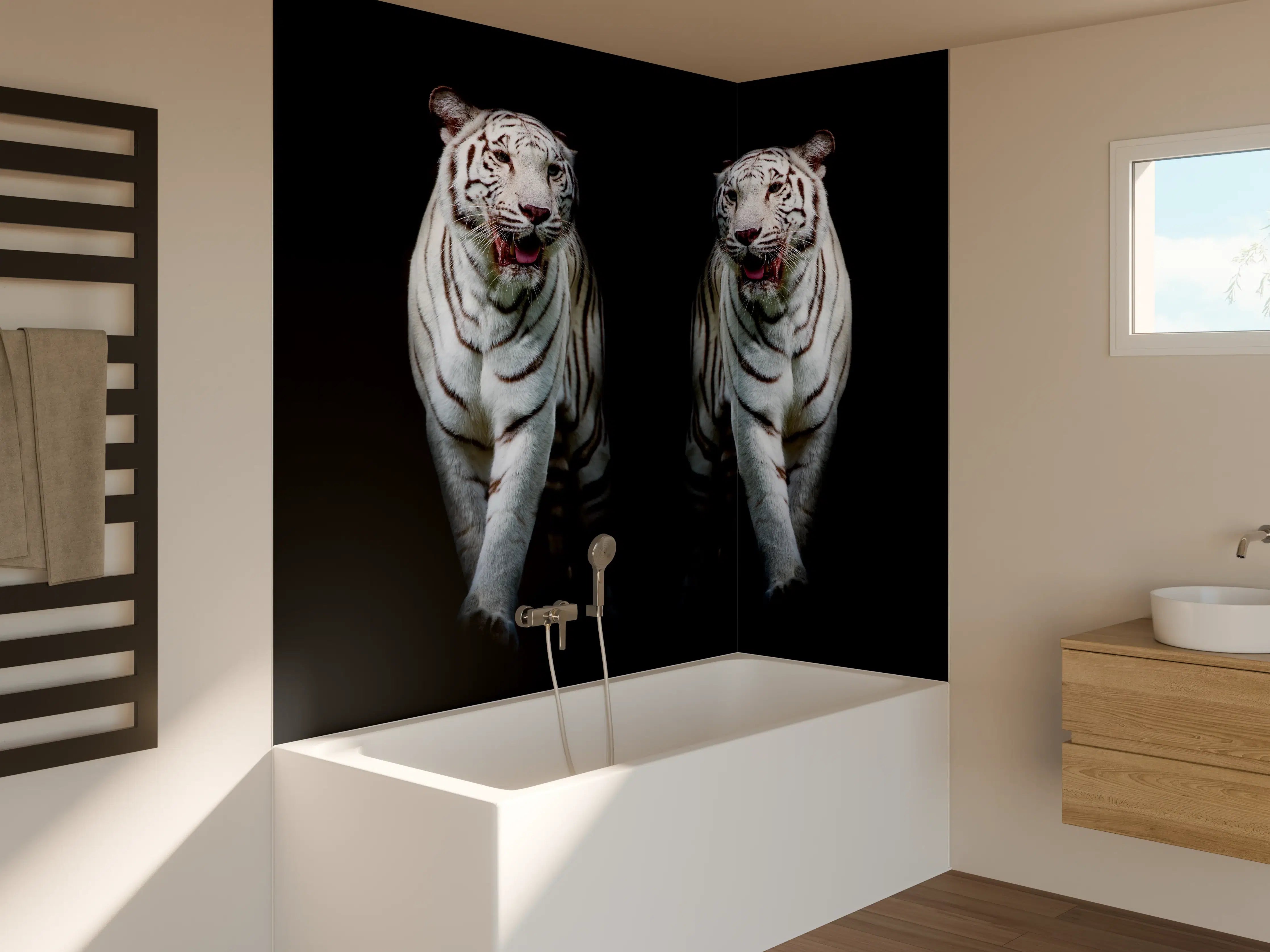 Badewannen-Rückwand - Zwei weiße Tiger auf schwarzem Hintergrund