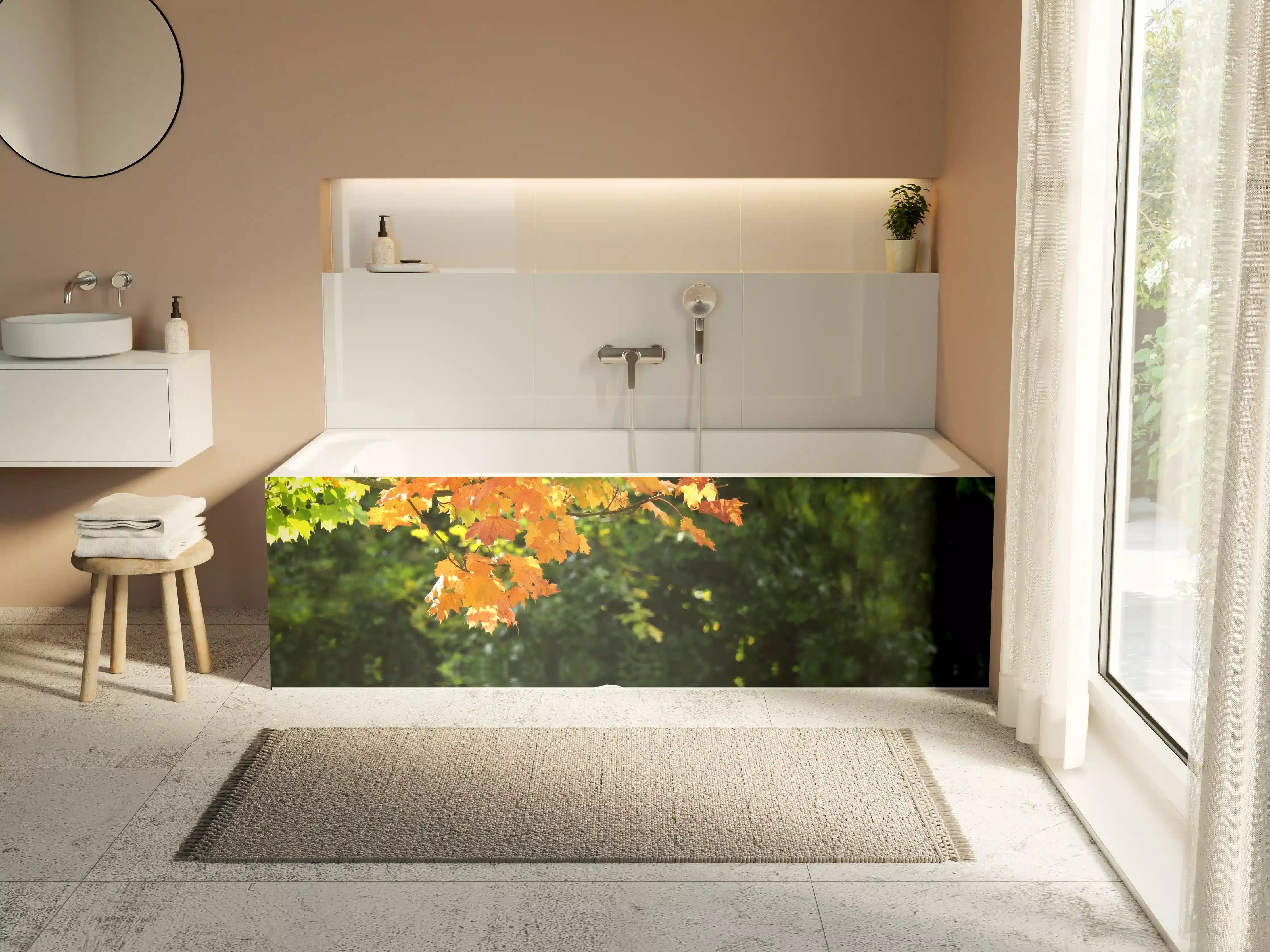 Badewannen-Rückwand - kraftvolle Steine im Teich