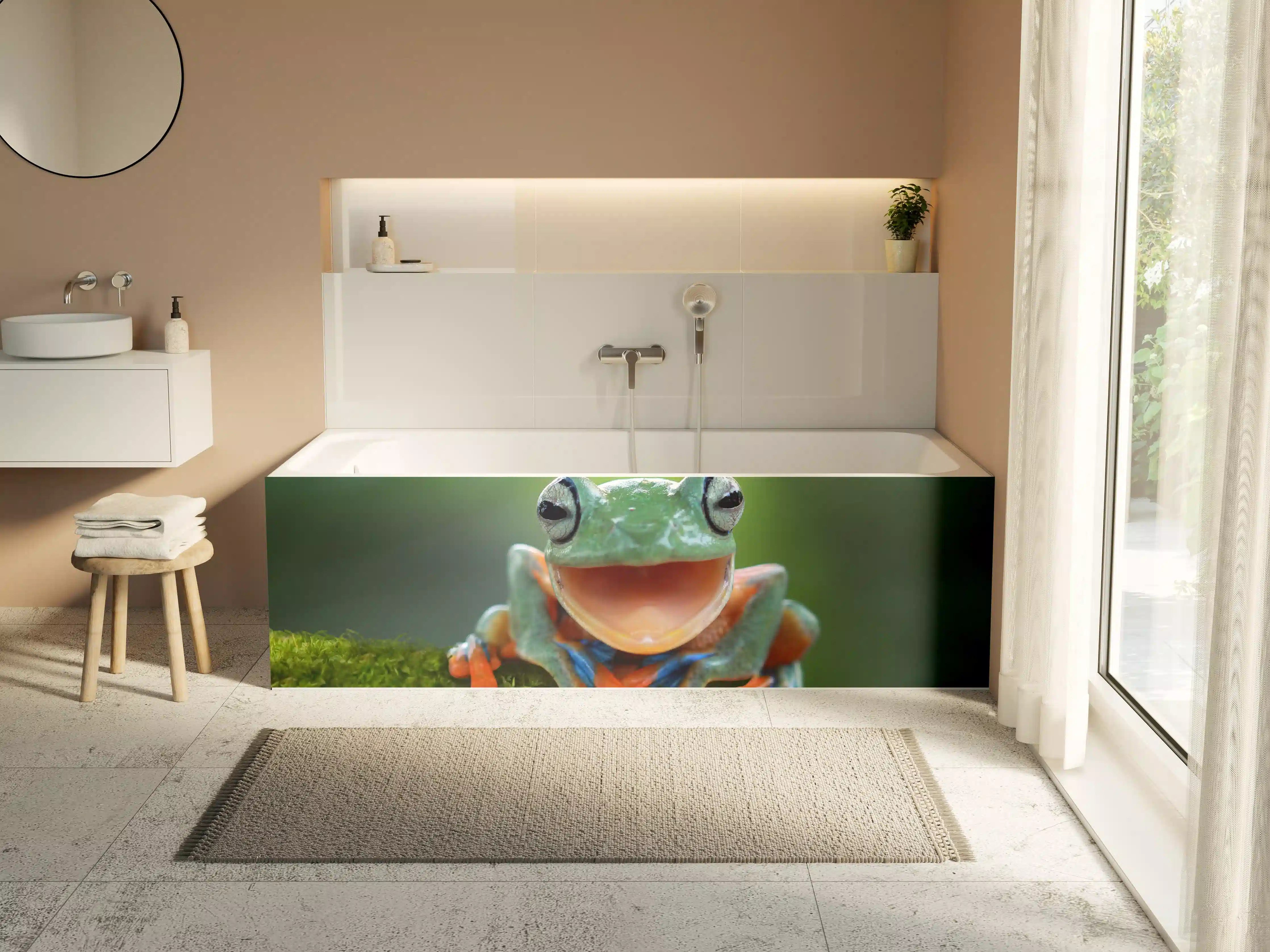 Badewannen-Rückwand - niedlicher Laubfrosch in Nahaufnahme