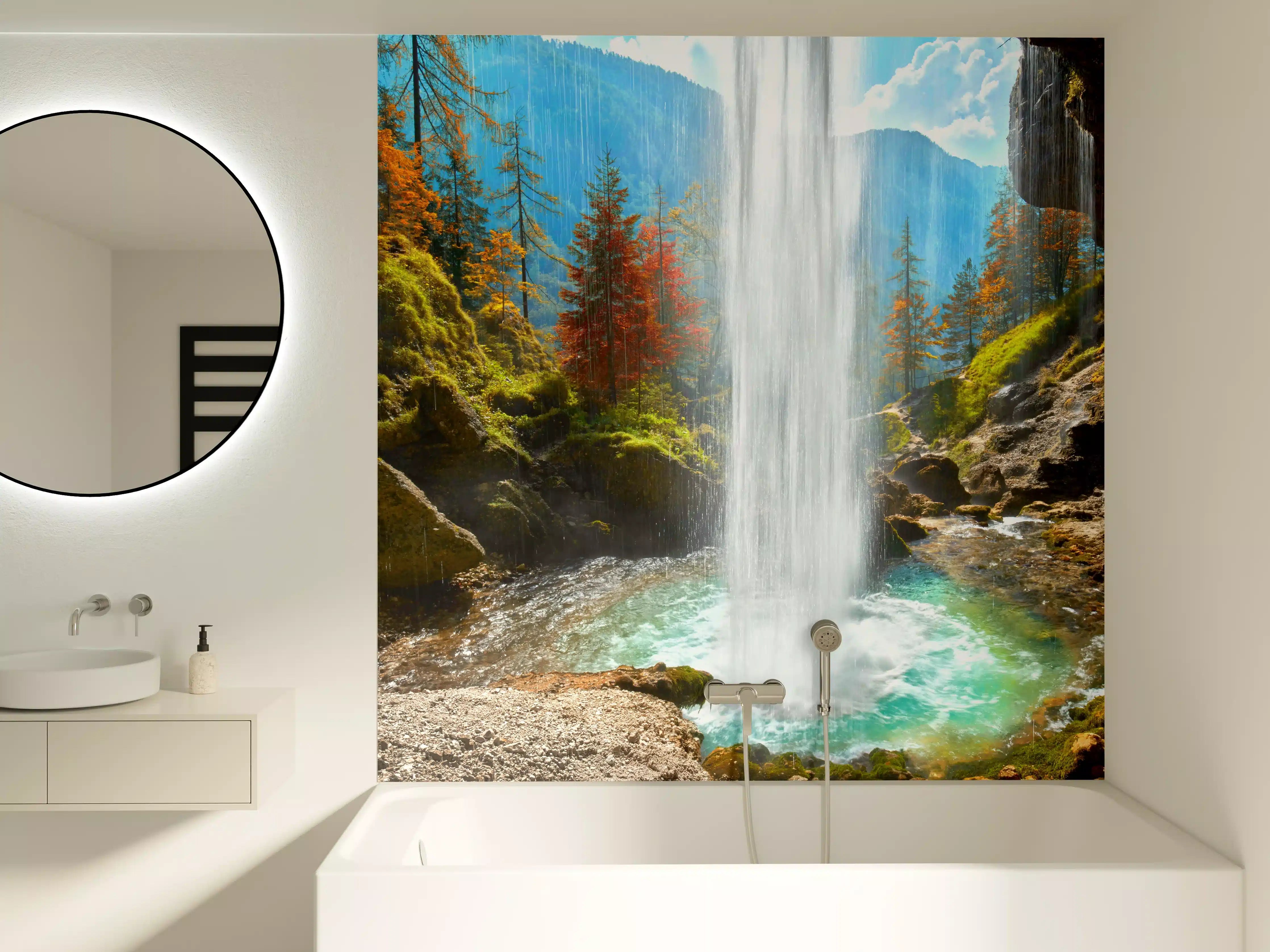 Badewannen-Rückwand - türkiser Wasserfall in Slowenien