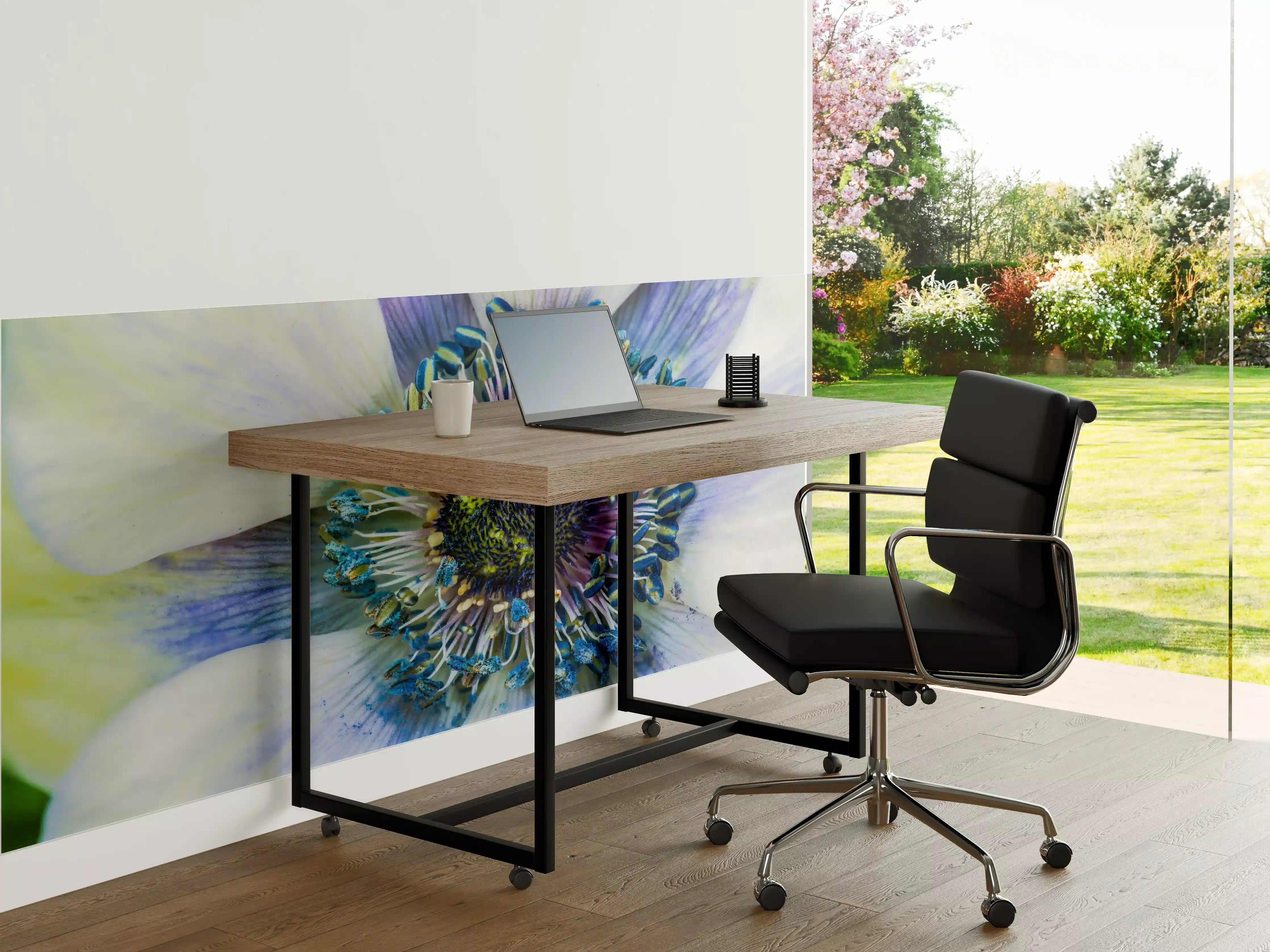 Büro Wandgestaltung - hübsche aufblühende Blume
