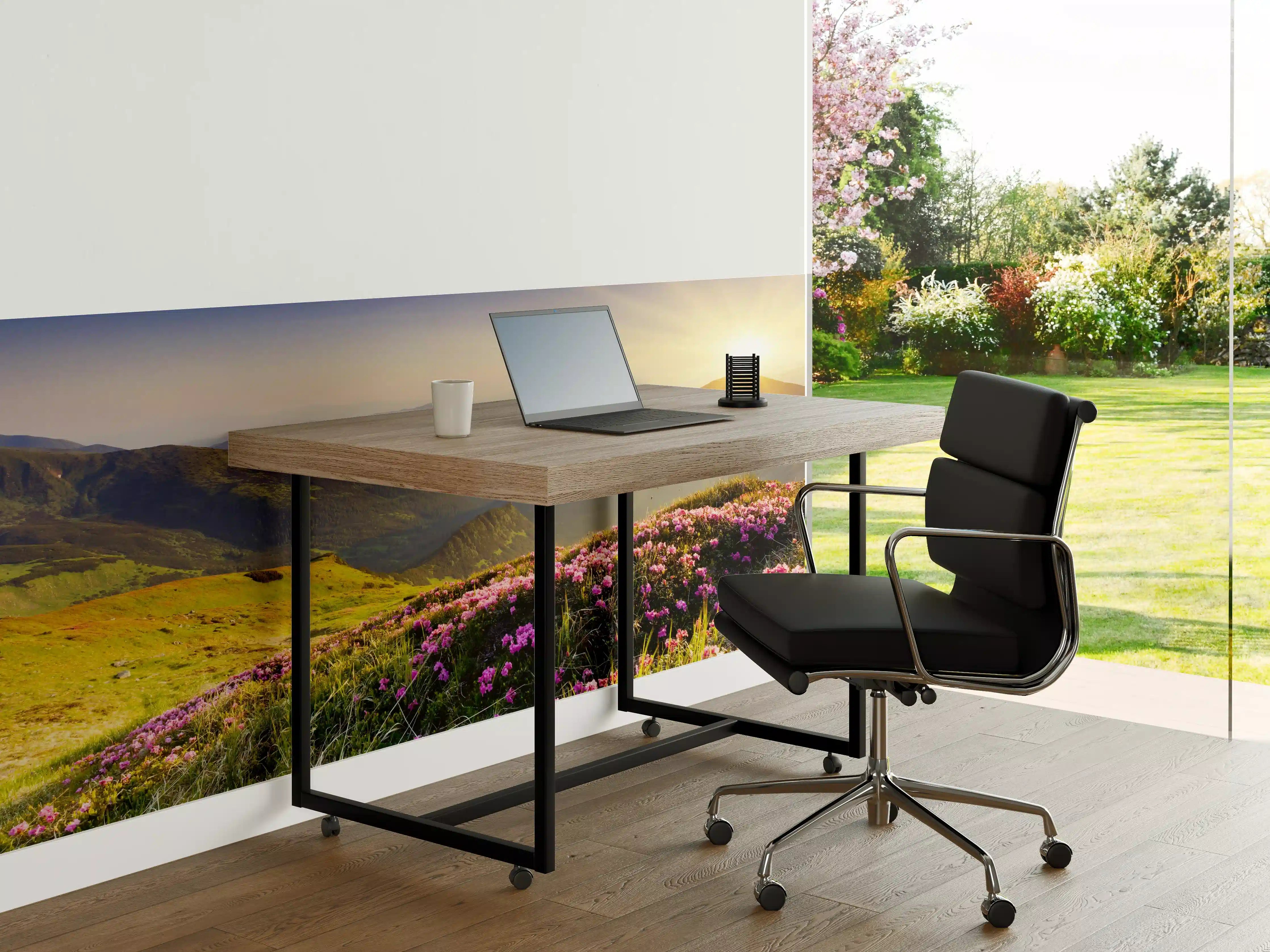 Büro Wandgestaltung - ruhige Berglandschaft in der Schweiz