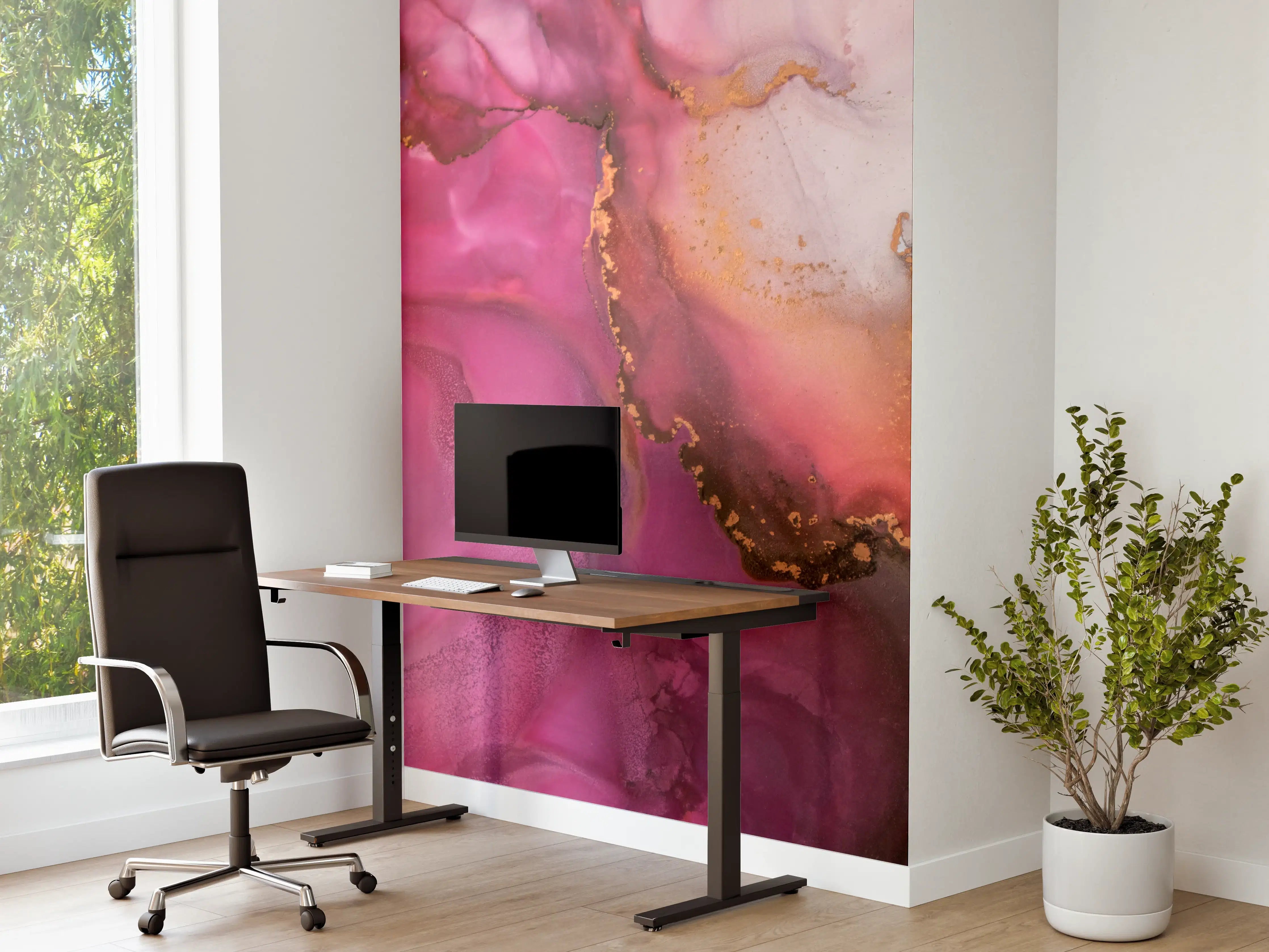 Büro Wandgestaltung - Abstrakte pinke Tinte mit Goldelementen