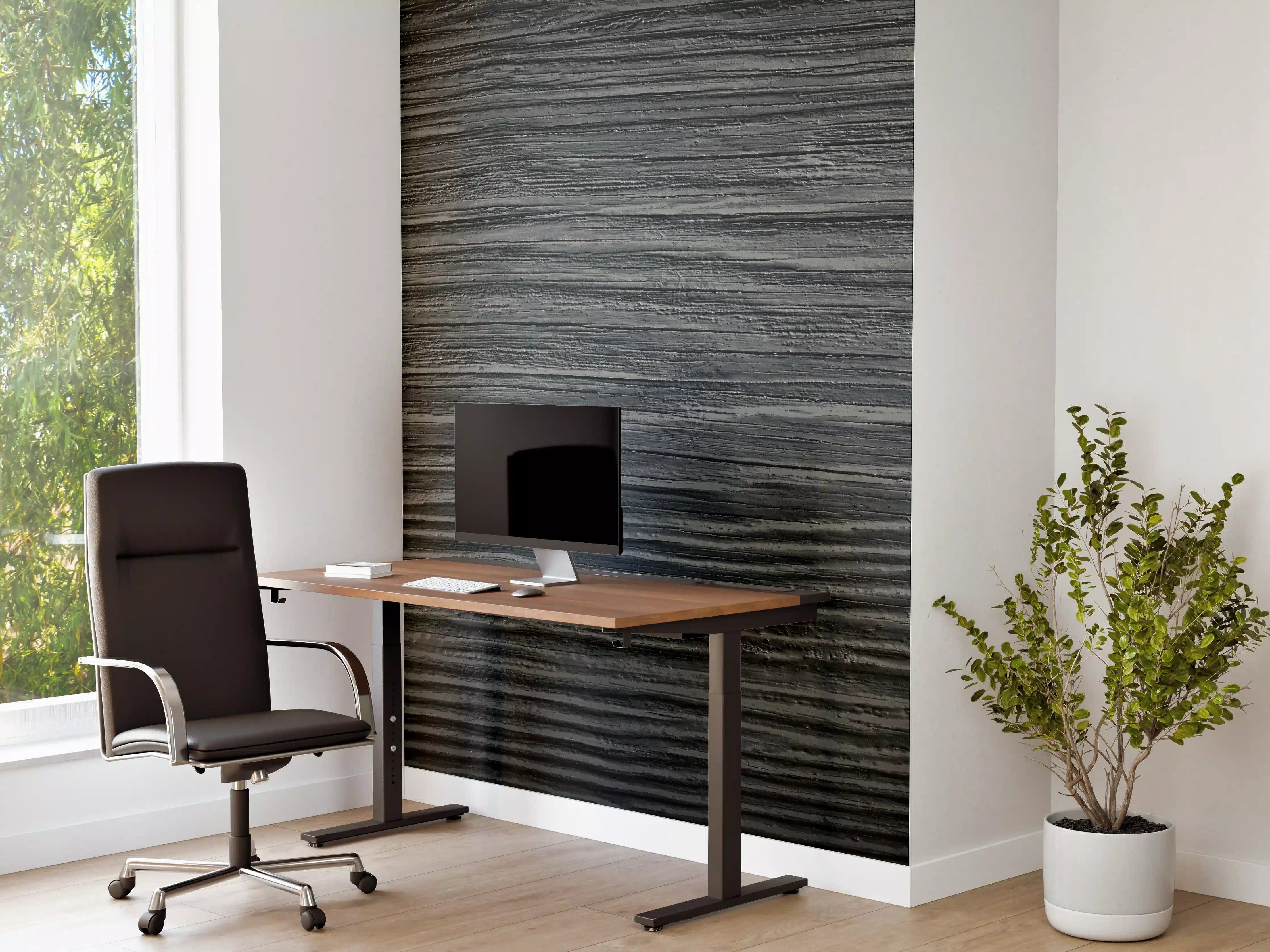 Büro Wandgestaltung - Alte geknackte schwarz lackiert Massivholz