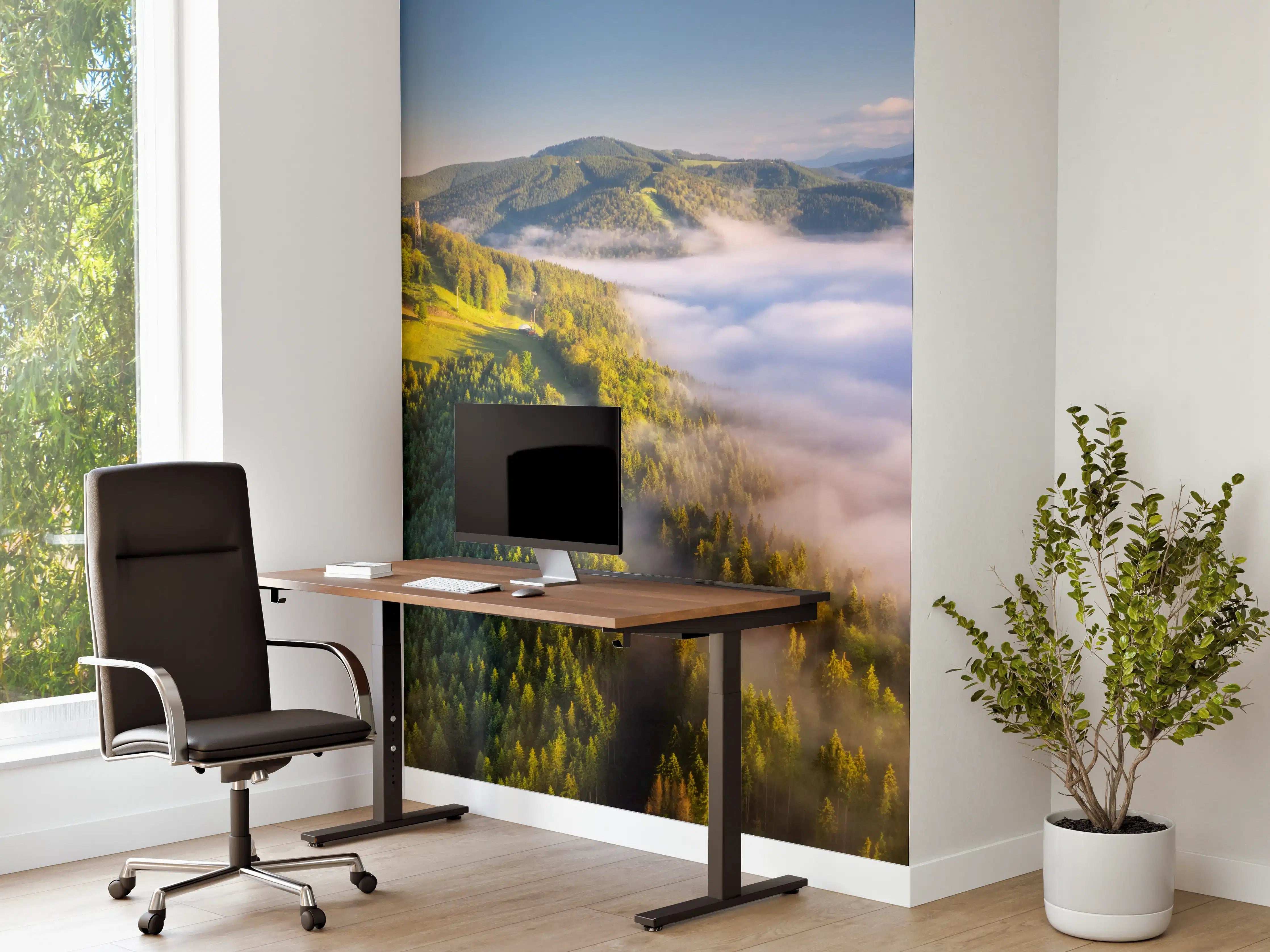 Büro Wandgestaltung - Berge in Wolken bei Sonnenaufgang im Sommer