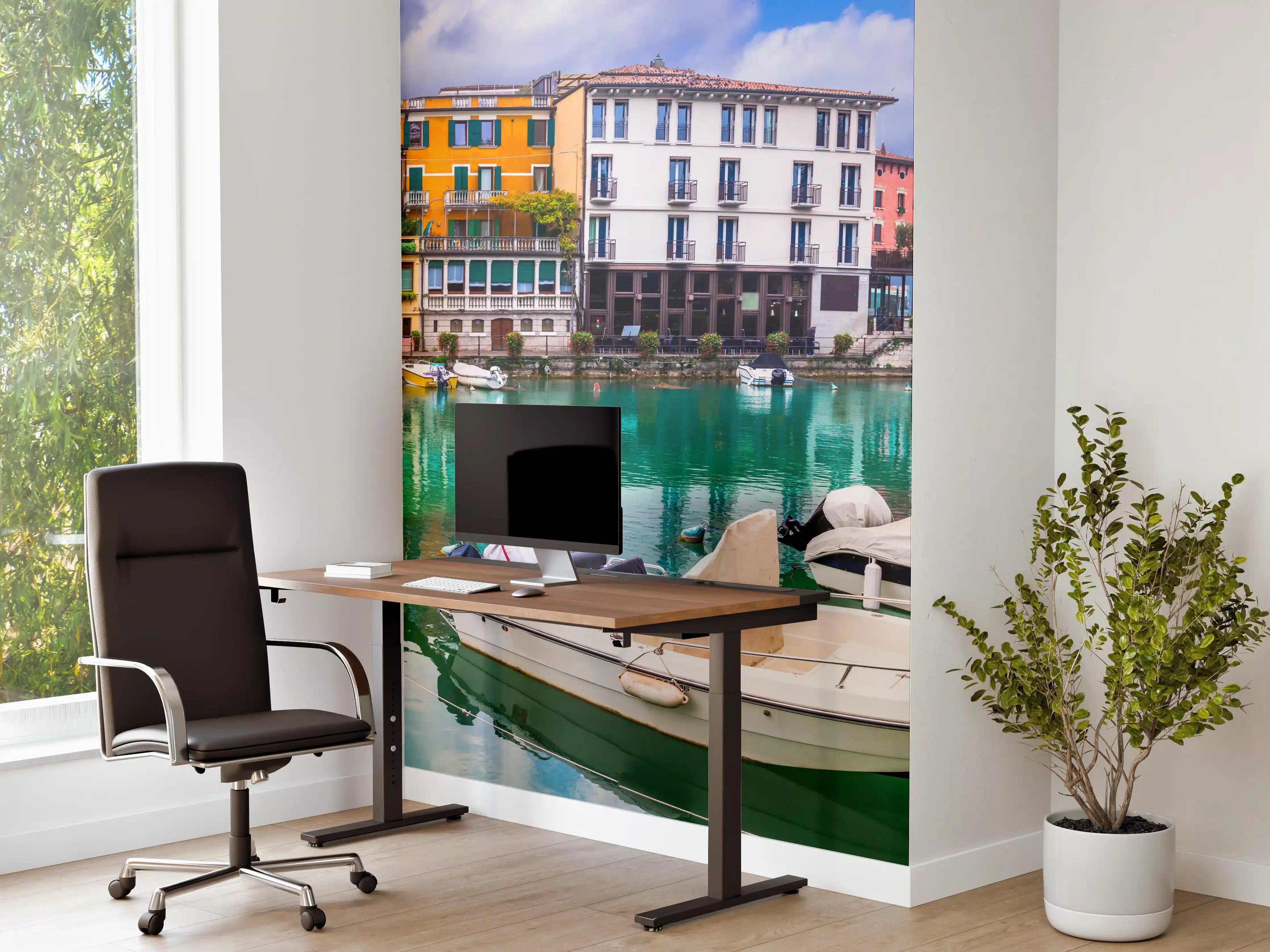 Büro Wandgestaltung - Beschauliches schönes Dorf in Peschie