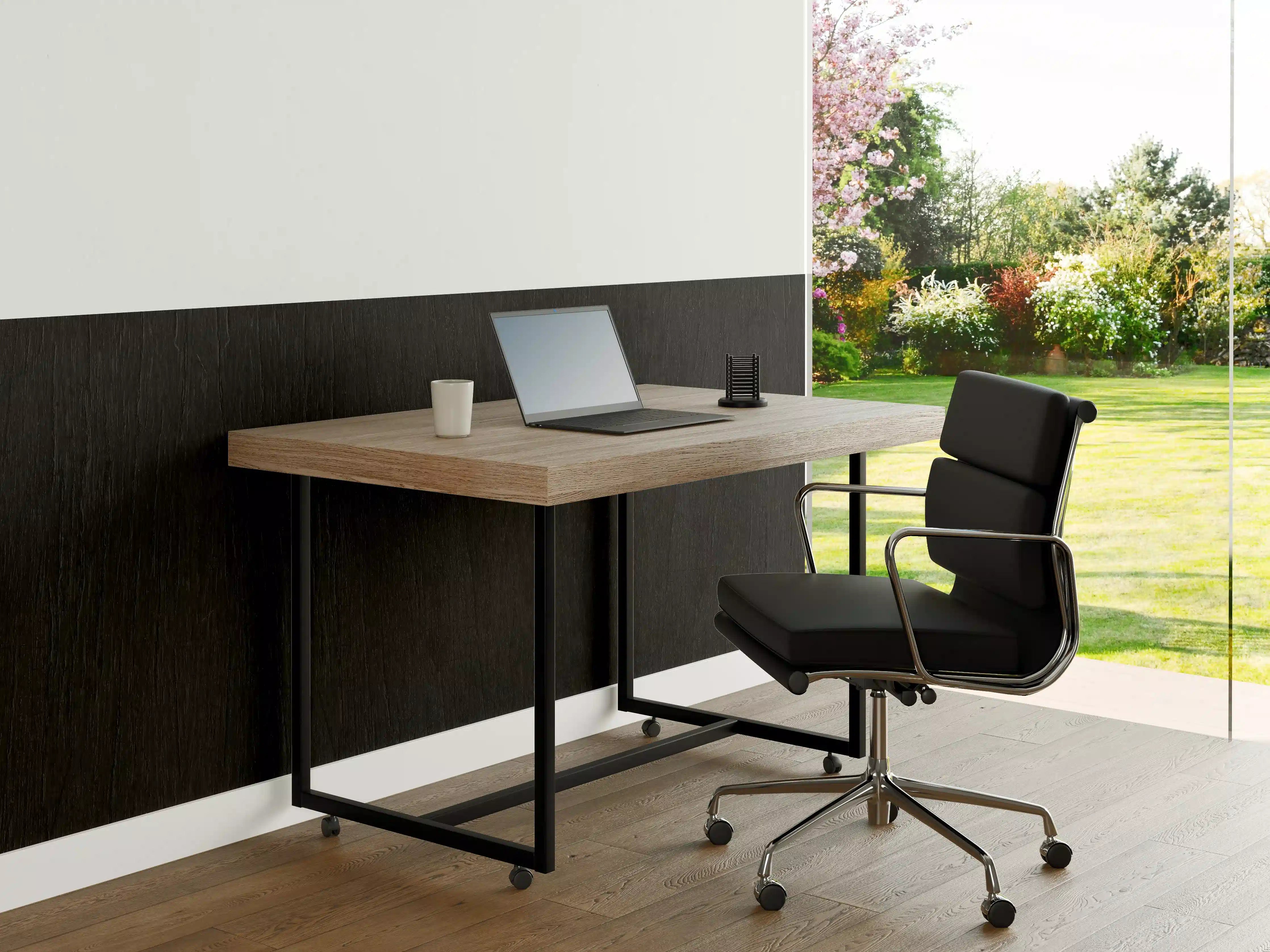 Büro Wandgestaltung - Black Vintage Holztischplatte