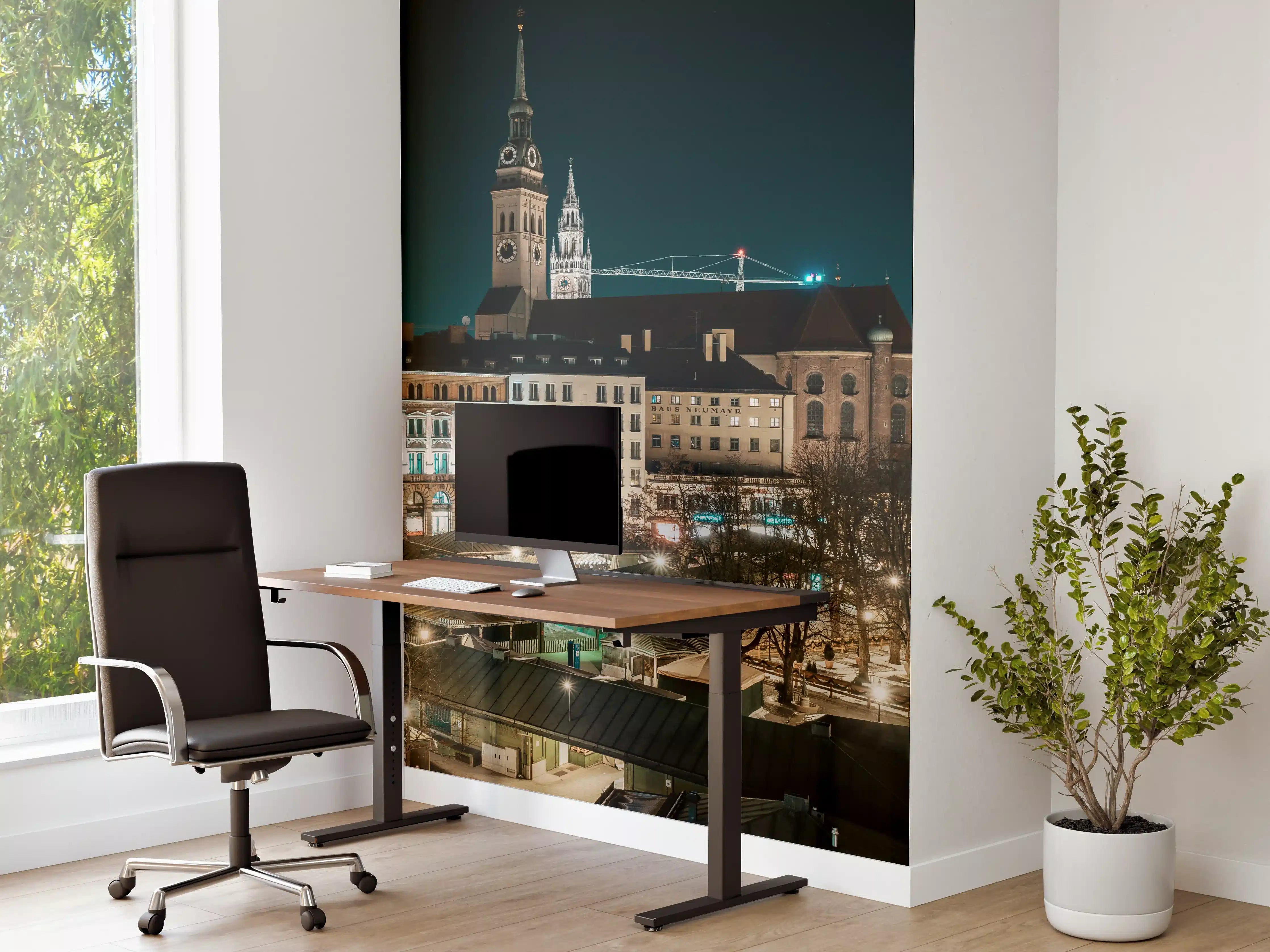 Büro Wandgestaltung - Blick über den Viktualienmarkt zur Frauenkirche - München