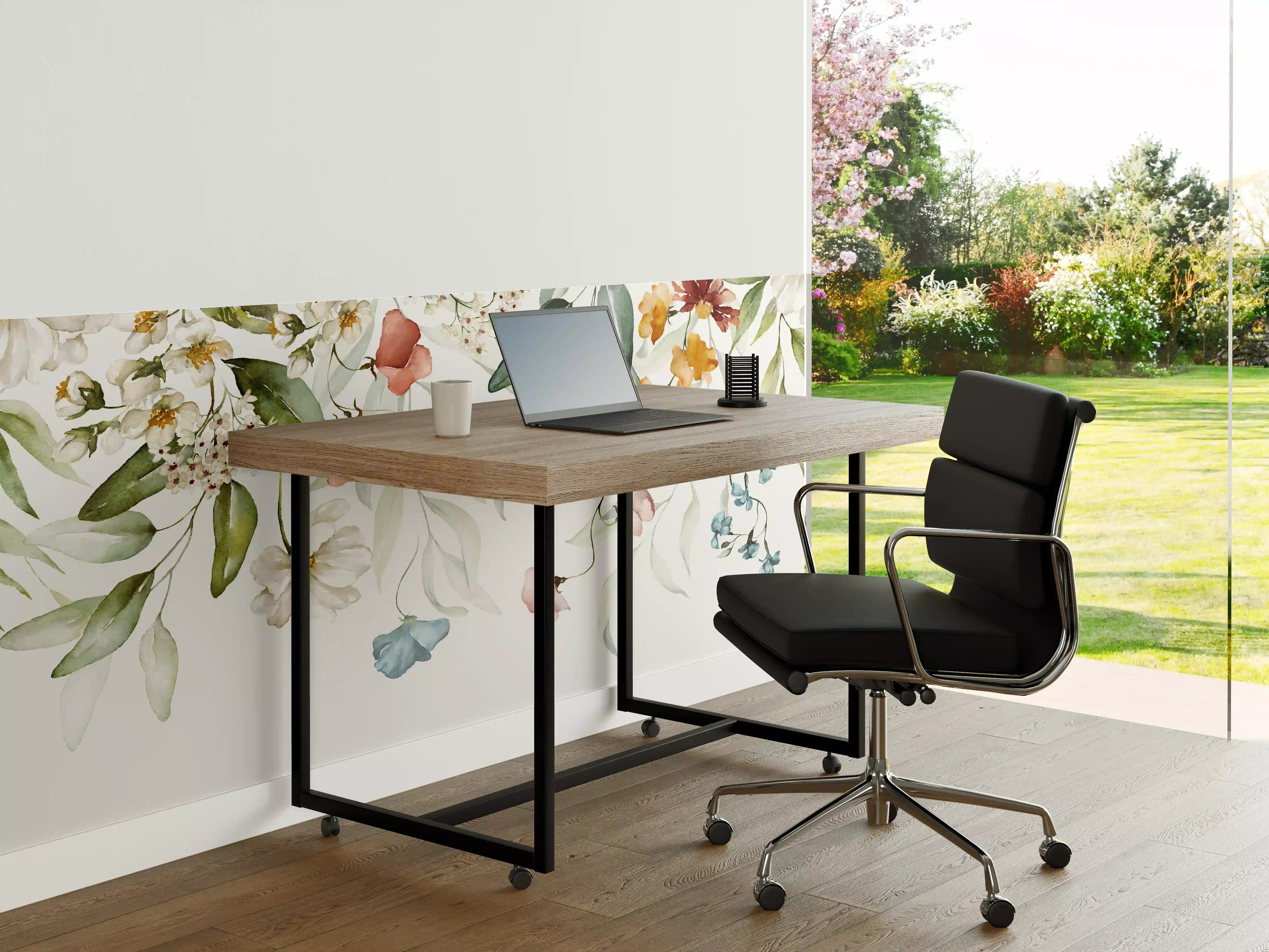 Büro Wandgestaltung - Blumenstrauß-Bordüre auf weißem Grund