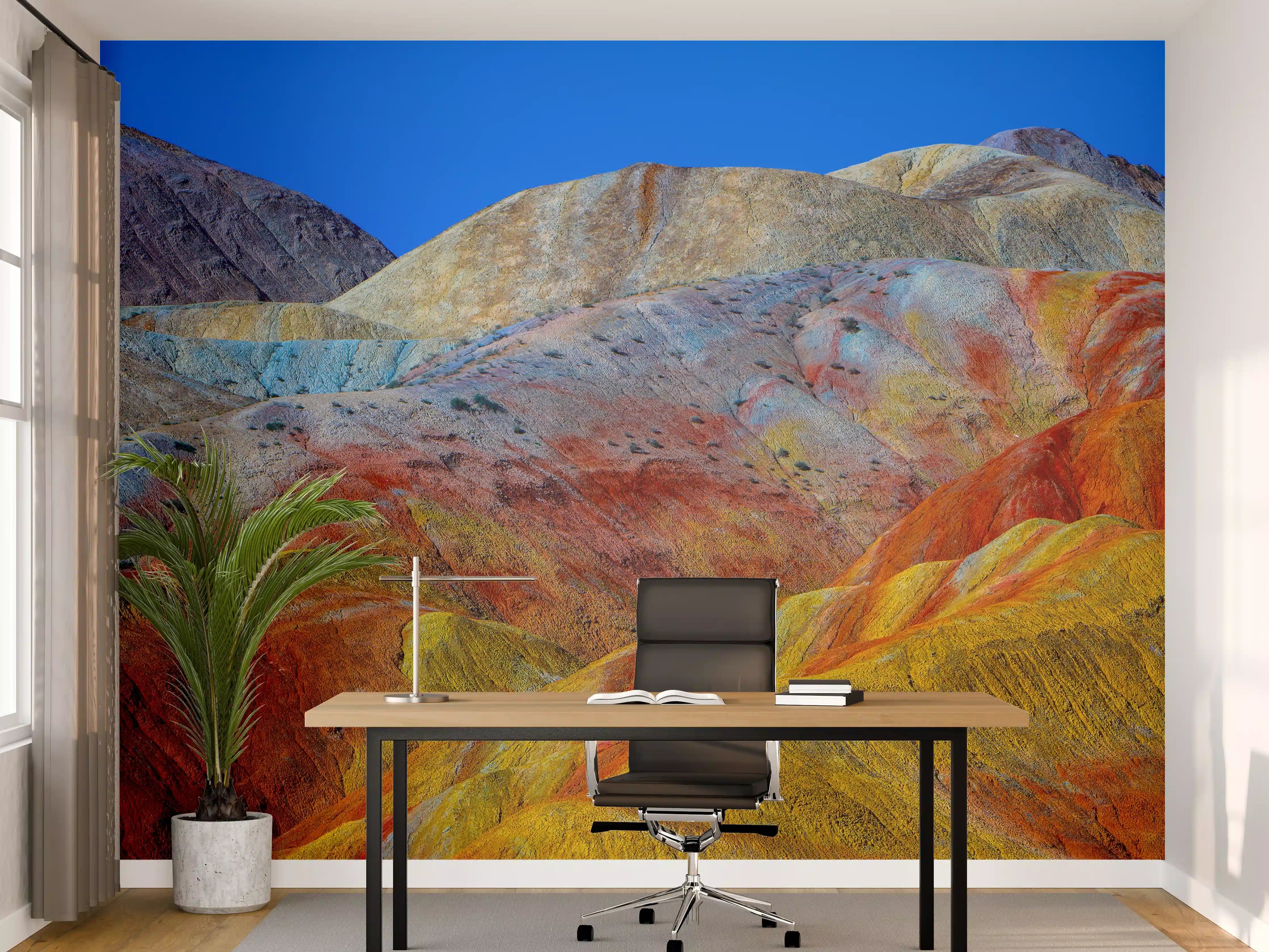 Büro Wandgestaltung - Bunte Berglandschaft mit farbigen Hügeln