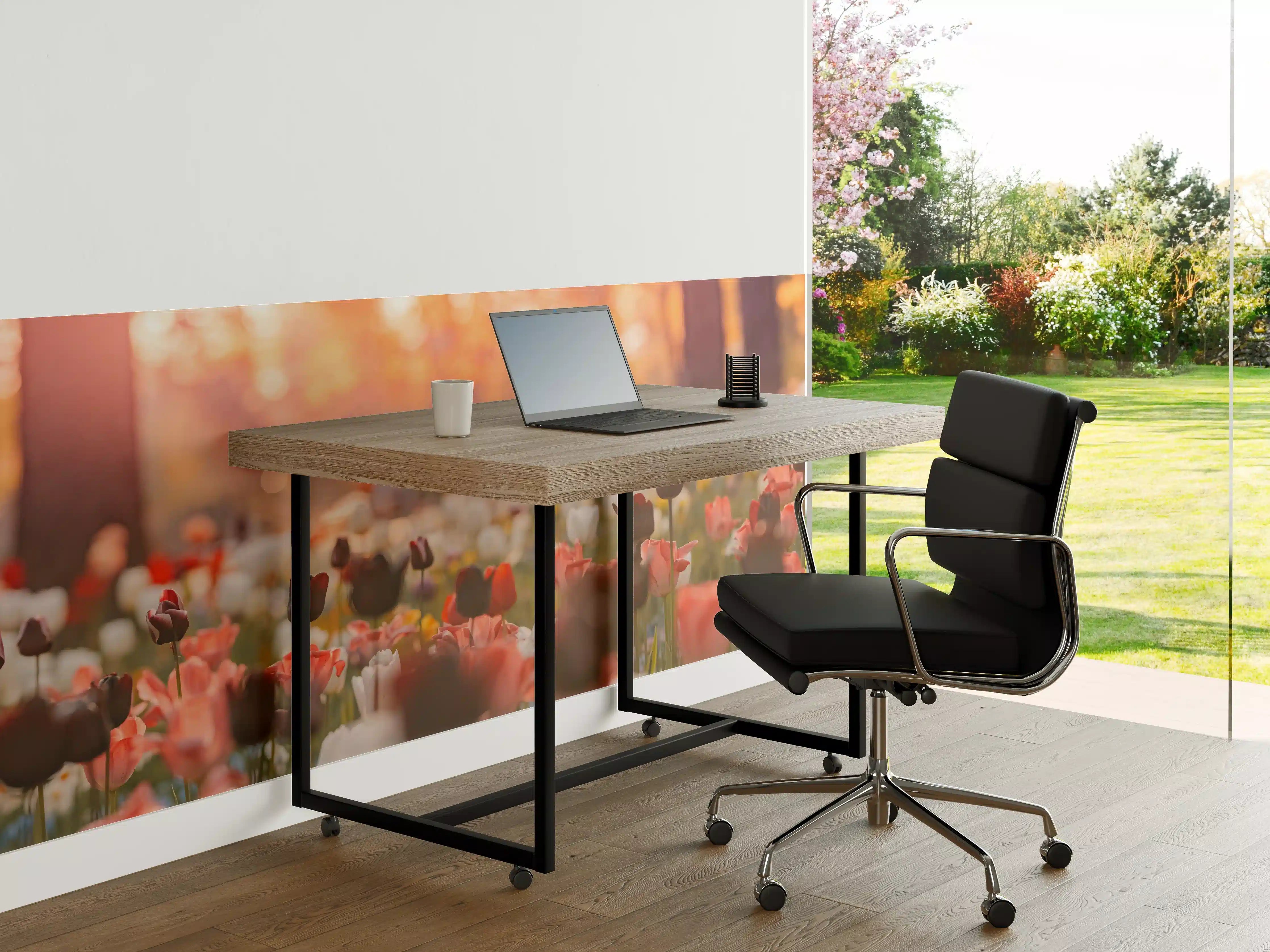 Büro Wandgestaltung - Bunte Blumenwiese mit Tulpen