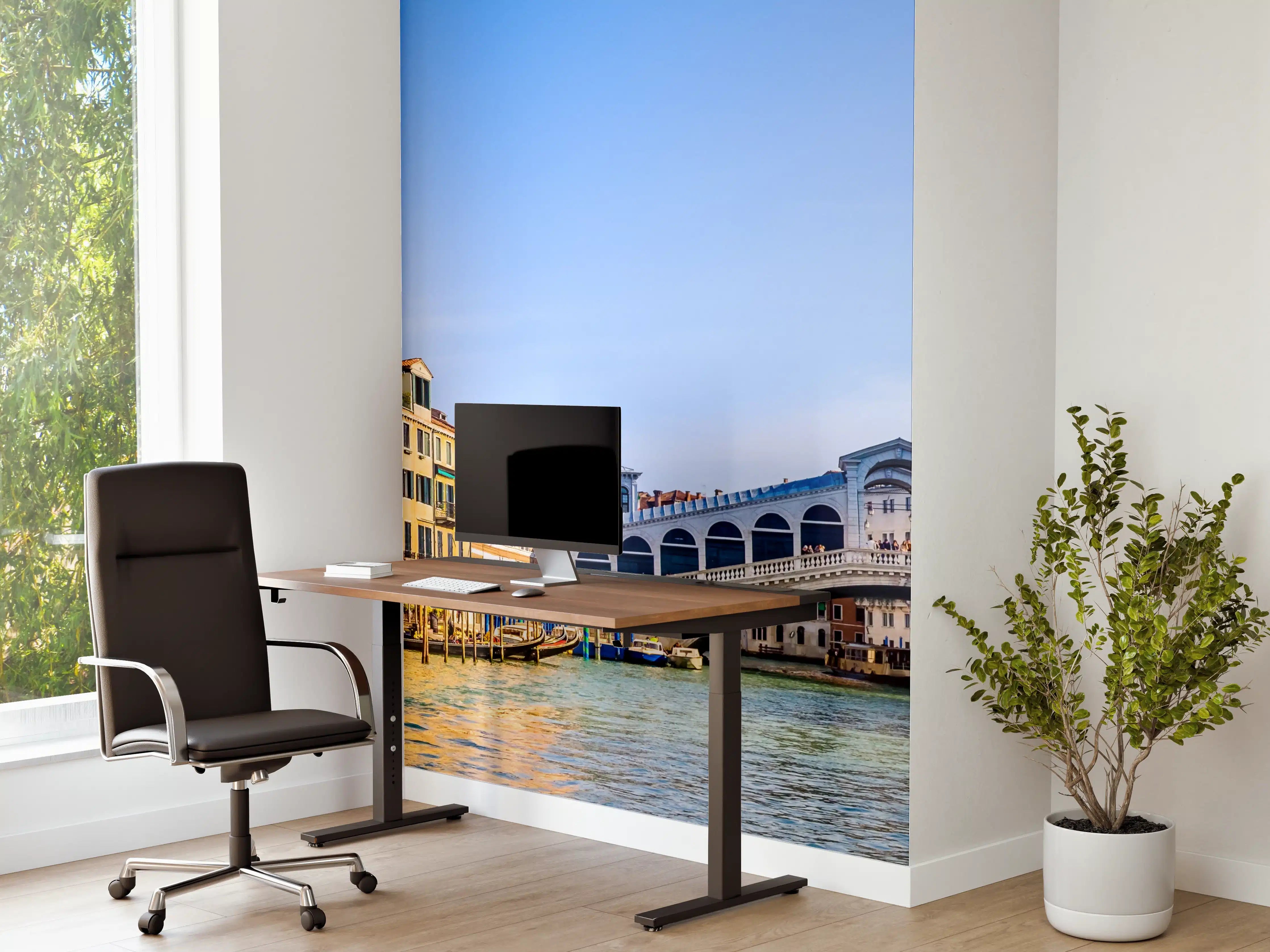 Büro Wandgestaltung - Buntes Stadtpanorama mit Kanalbrücke