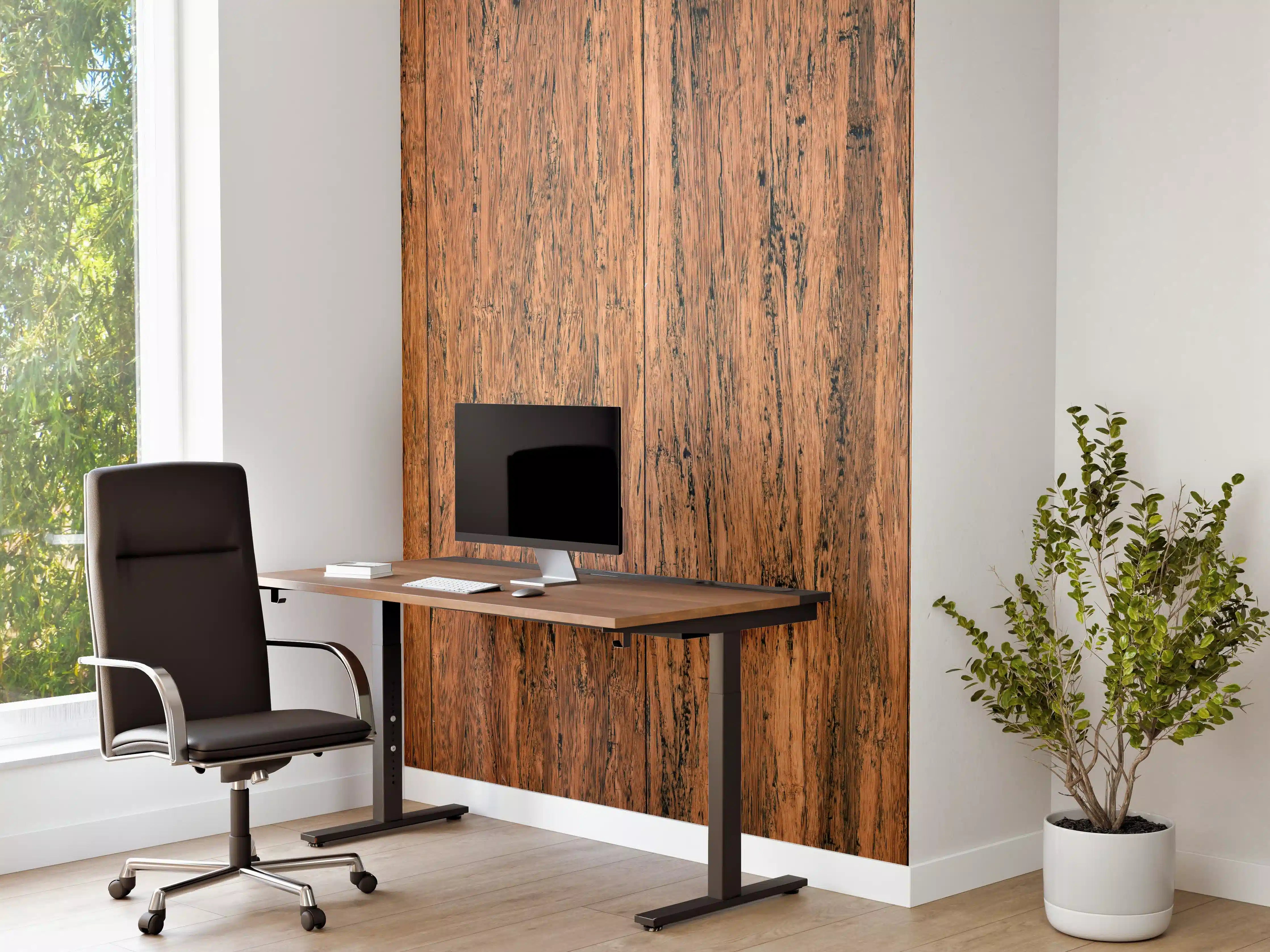 Büro Wandgestaltung - Dunkelbraunes rustikales Holzbrett