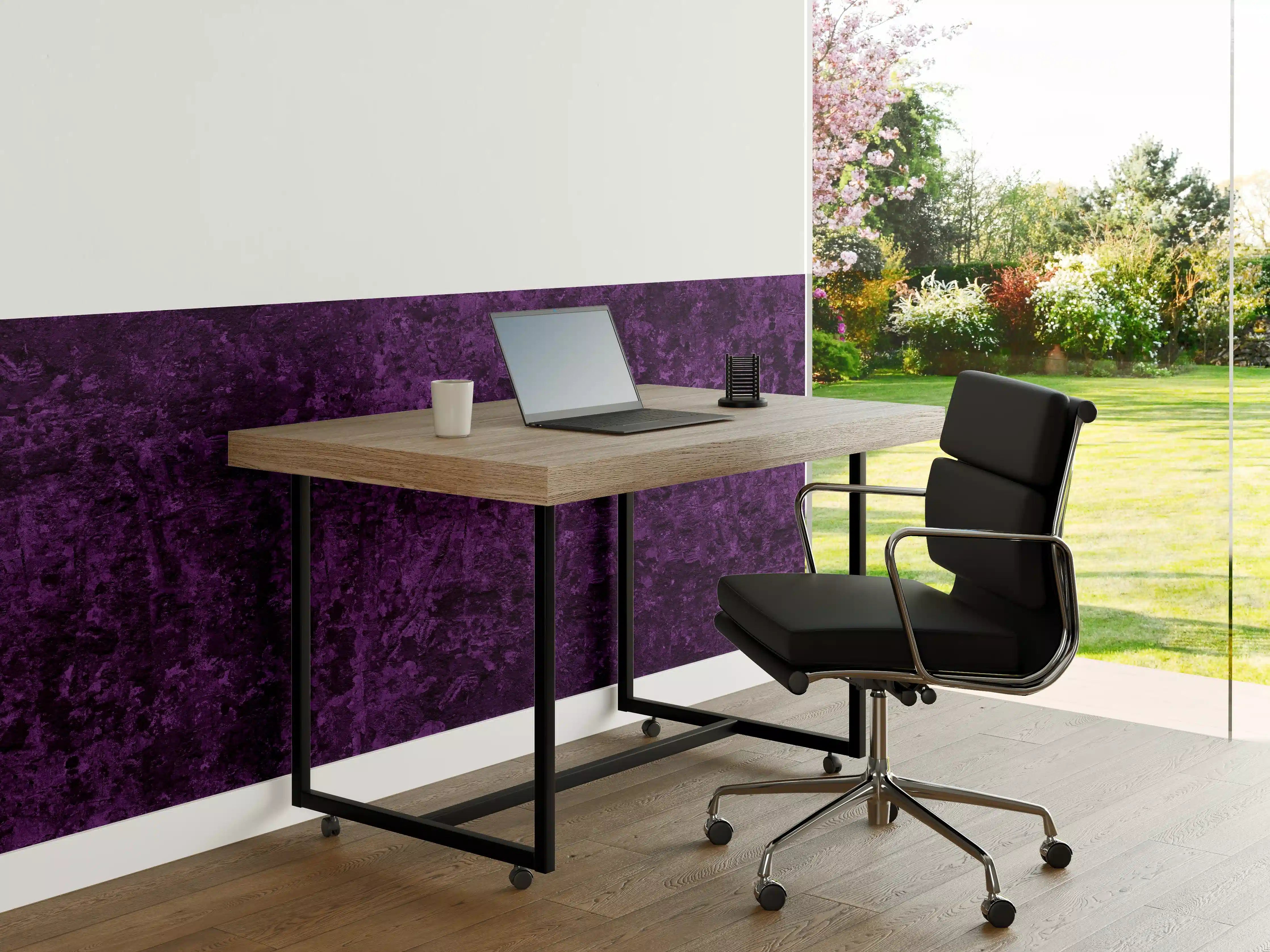 Büro Wandgestaltung - Dunkelviolette grobe Wandtextur
