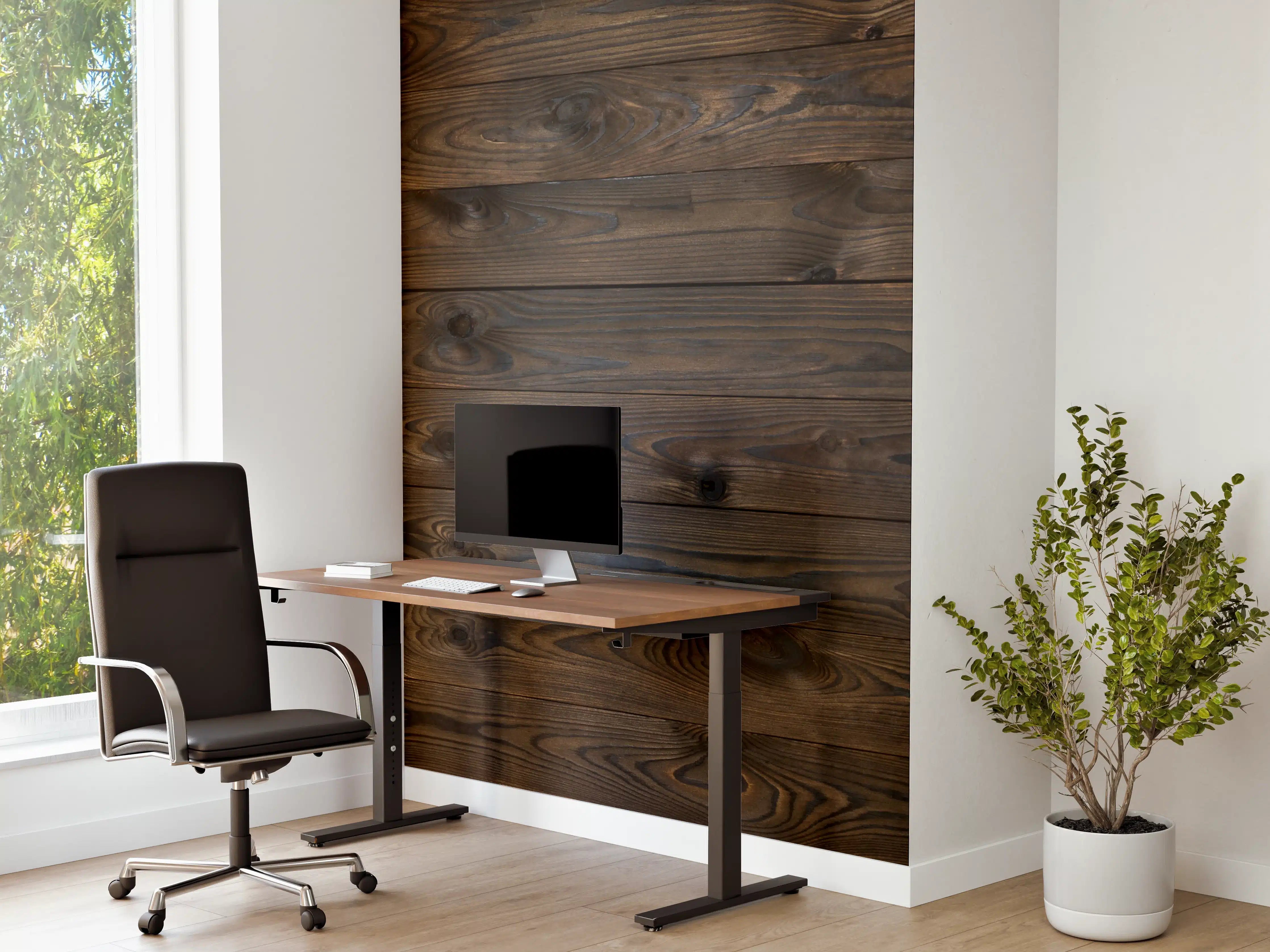 Büro Wandgestaltung - Dunkle Holzoptik mit natürlichem Charme