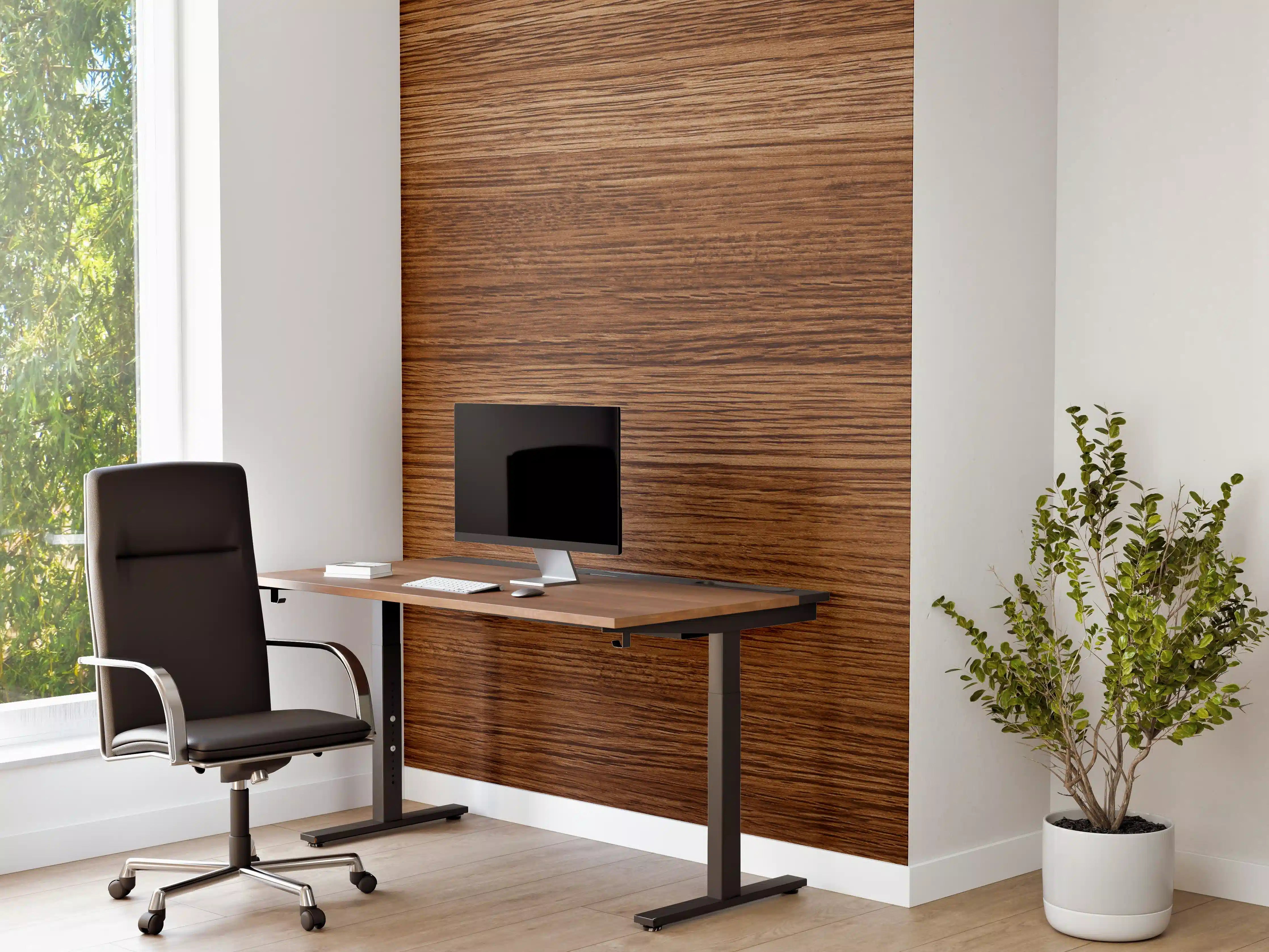 Büro Wandgestaltung - Dunkle Holzwand mit Streifenmuster