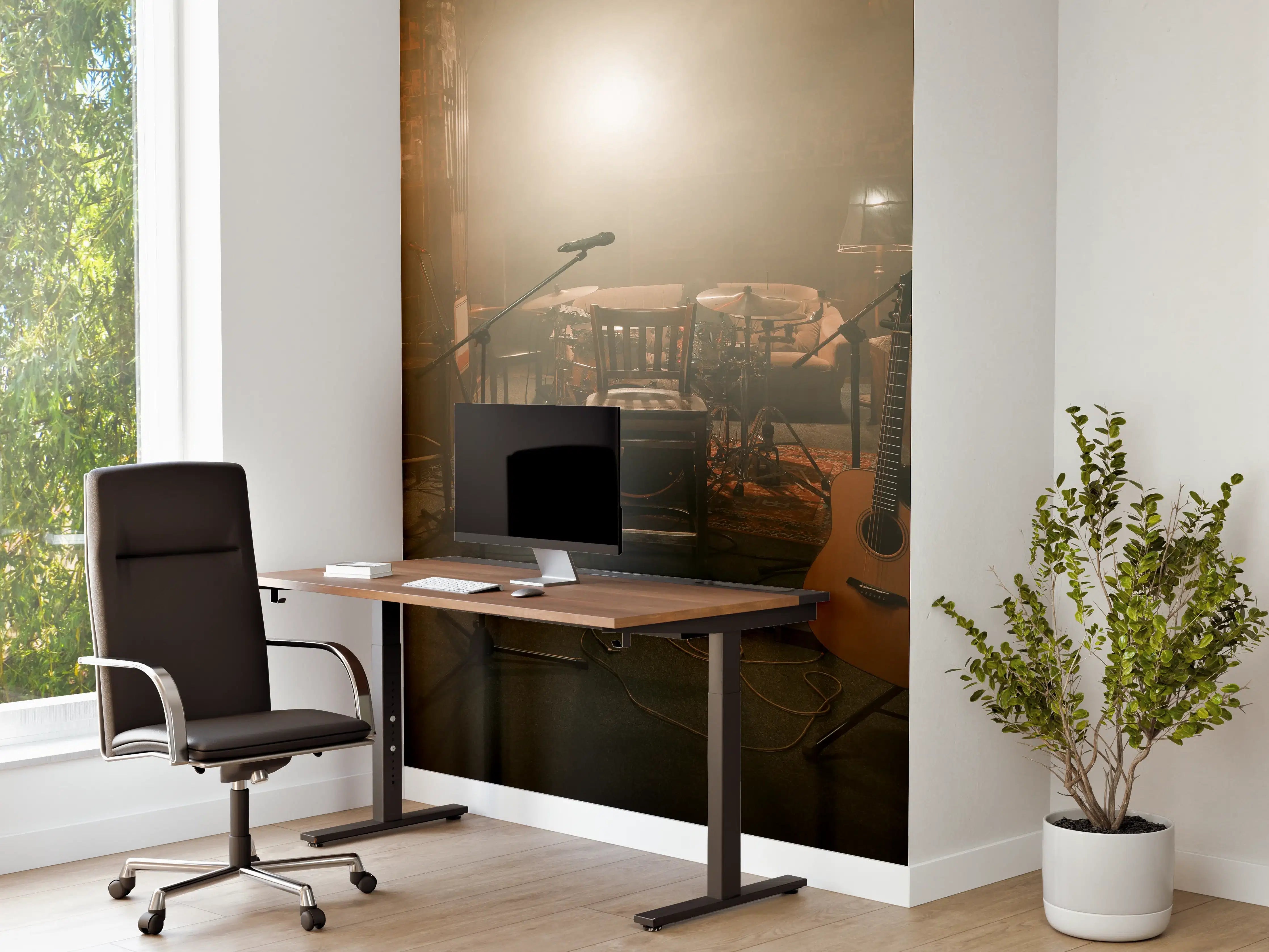 Büro Wandgestaltung - Dunkle leere Bühne