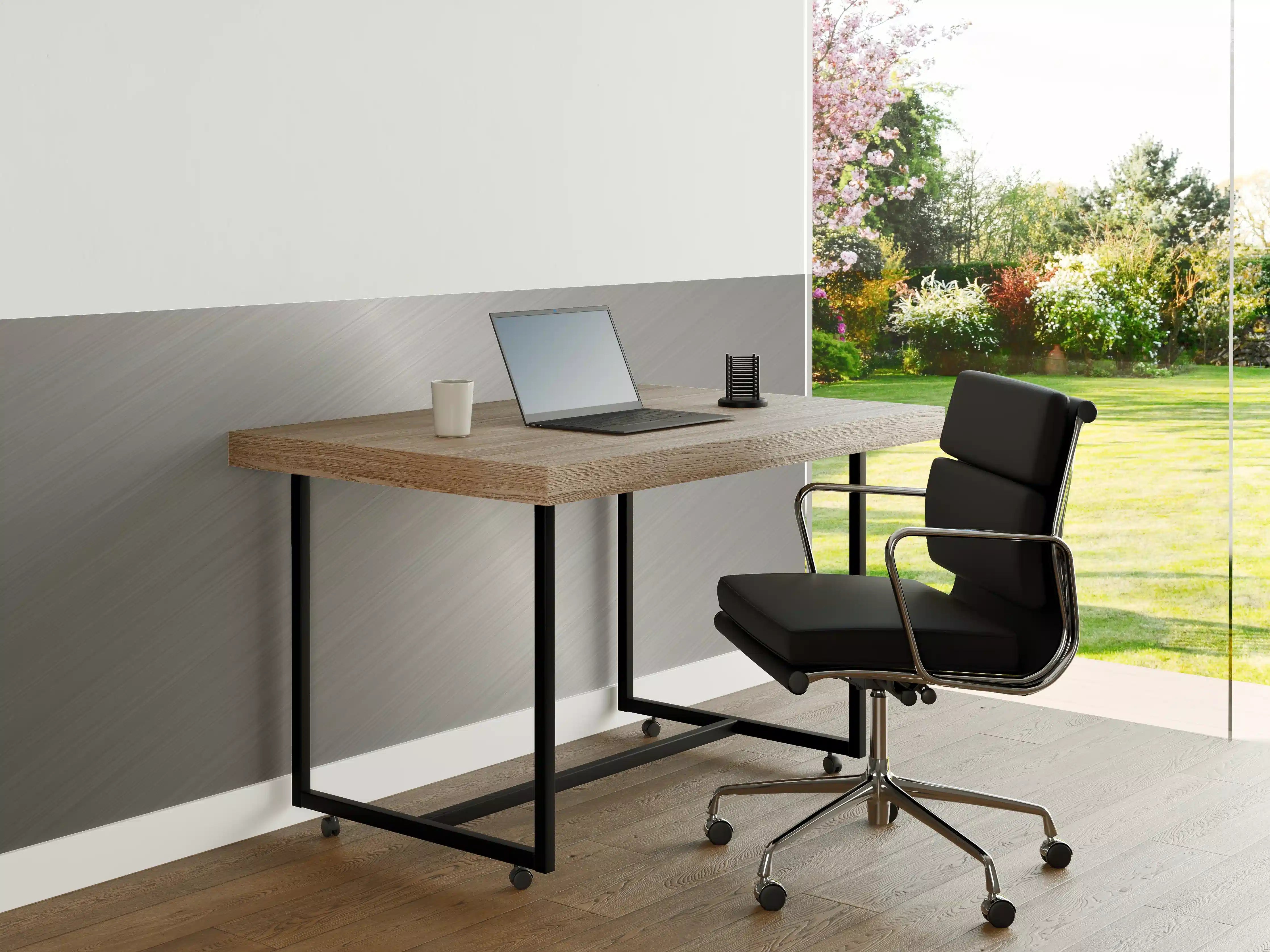 Büro Wandgestaltung - Edle Edelstahl-Oberfläche